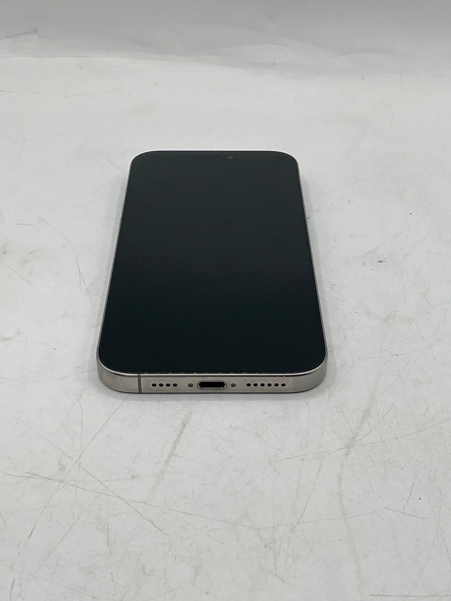 Unlocked Apple iPhone 16 Pro Max A3084 MYW63LL/A 256GB Natural Titanium 93% Battery Health