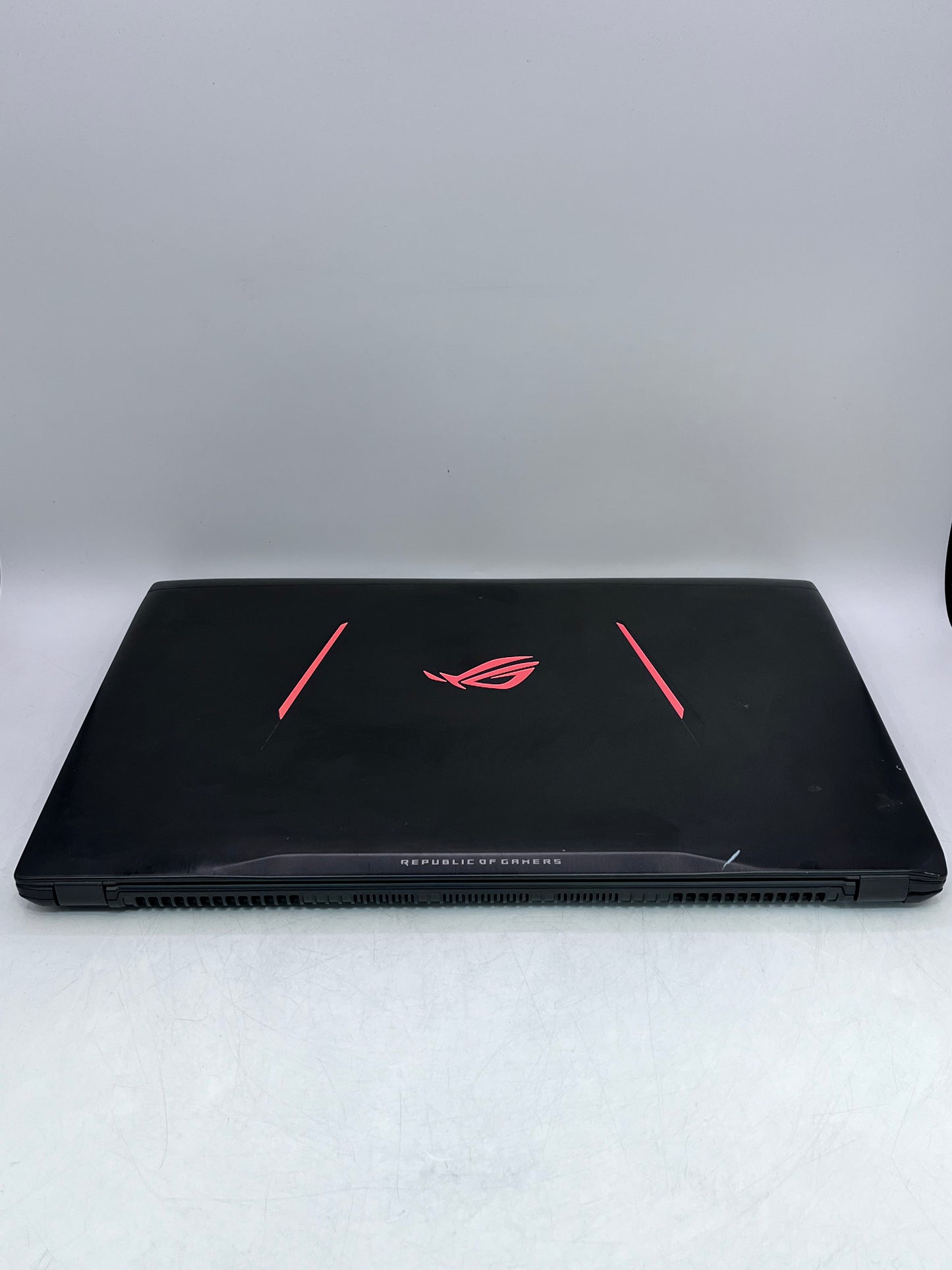 ASUS ROG GL502V Gaming Laptop  Core i7  16GB 512GB RTX 1060 Battery Issue - For Parts