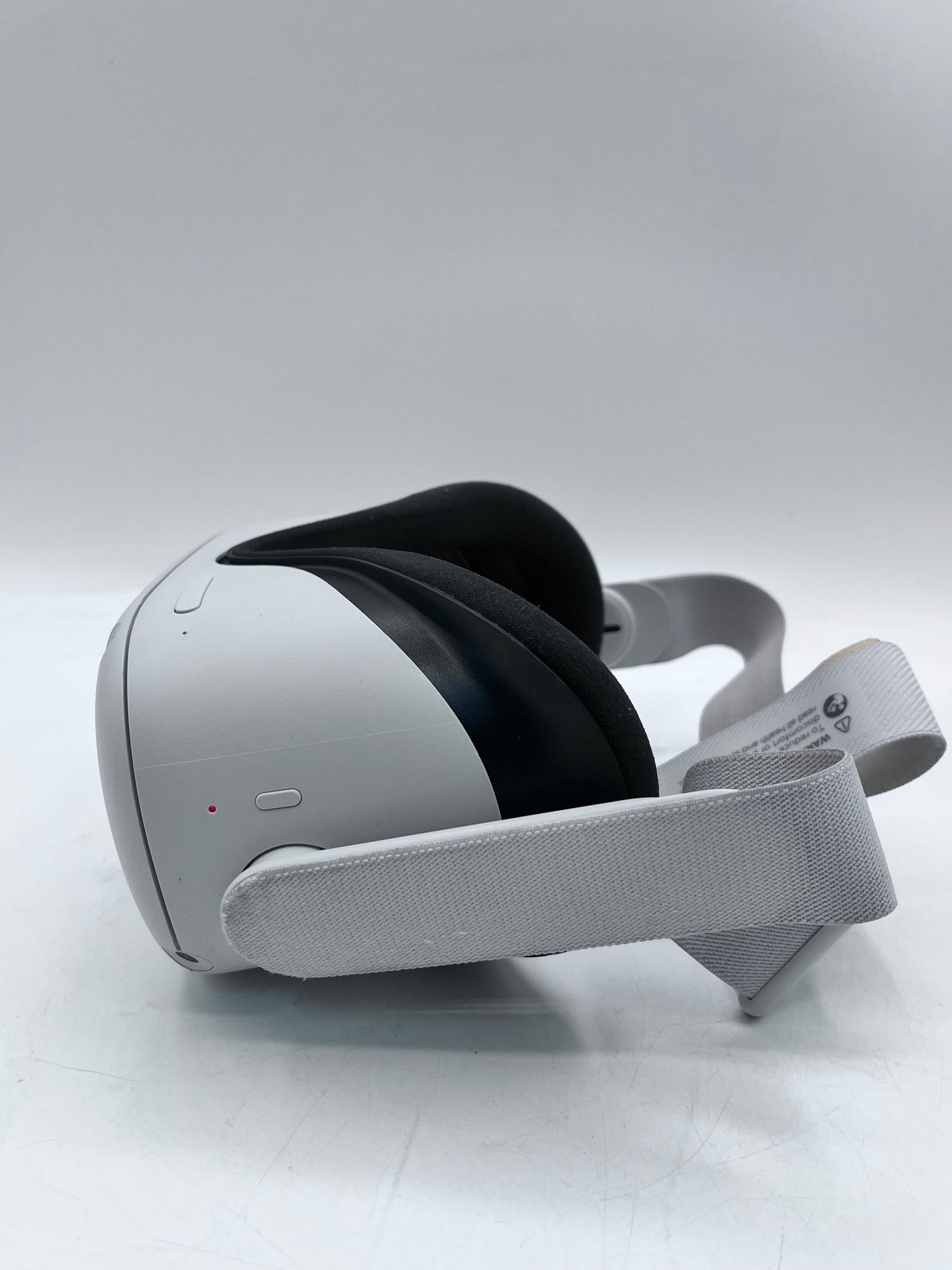 Meta Oculus Quest 2 128GB Advanced All-In-One VR Headset - White Free Shipping