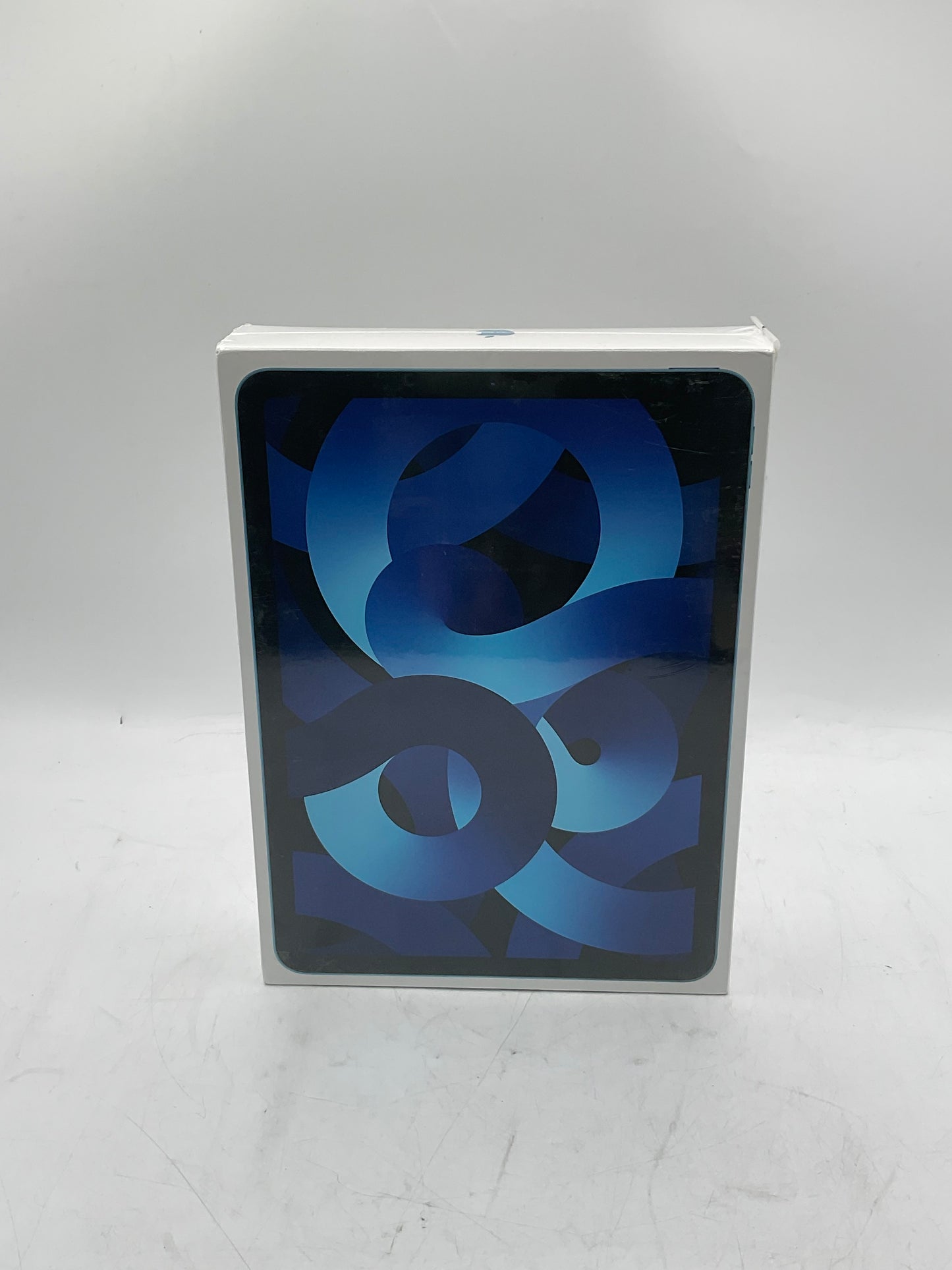 2022 Apple iPad Air 5th Gen 64GB A2588 MM9E3LL/A Wi-Fi Only READ