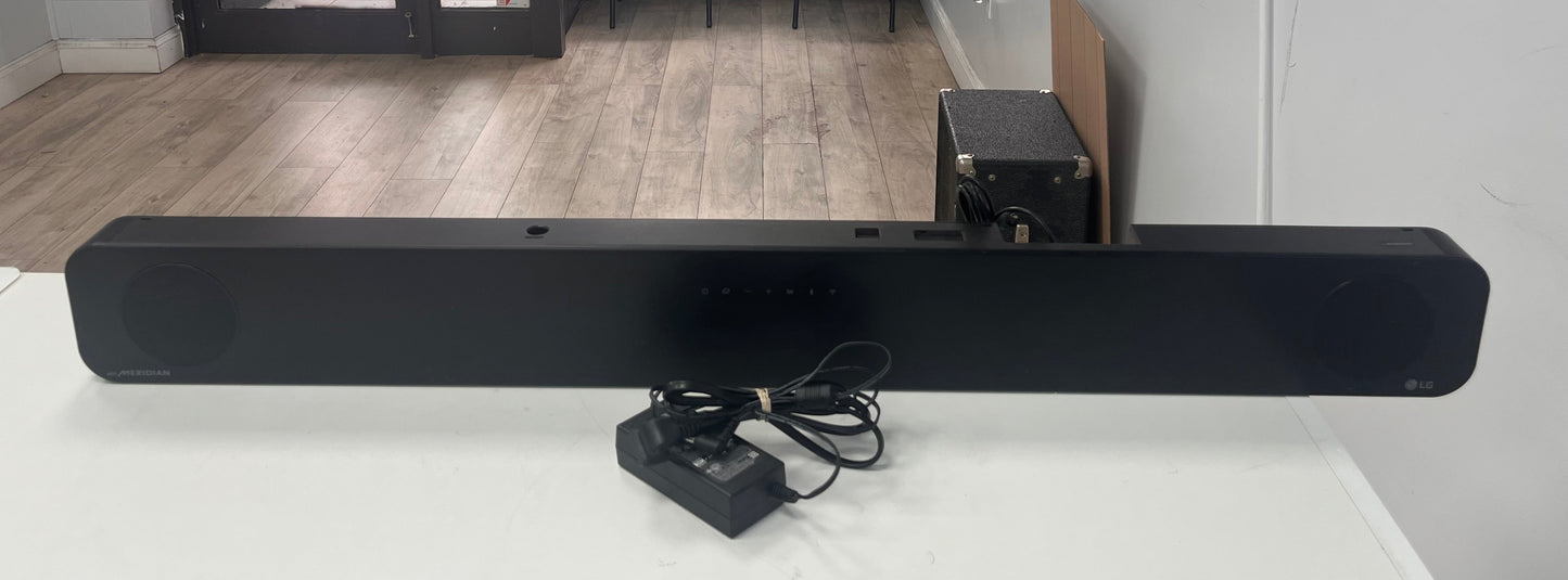 LG SPP8-W Subwoofer with Soundbar SN9YG Black