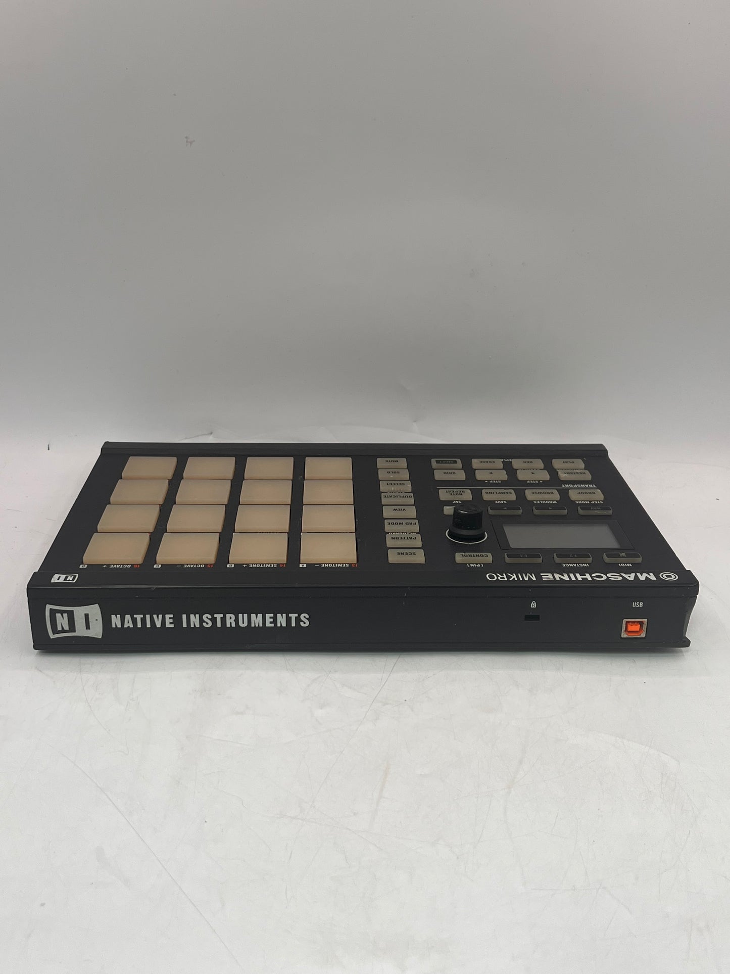 Native Instruments Maschine Mikro MK2 Pro Audio Controller