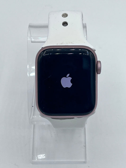 Apple Watch SE 1st Gen 40mm  GPS Smart Watch - Rose Gold