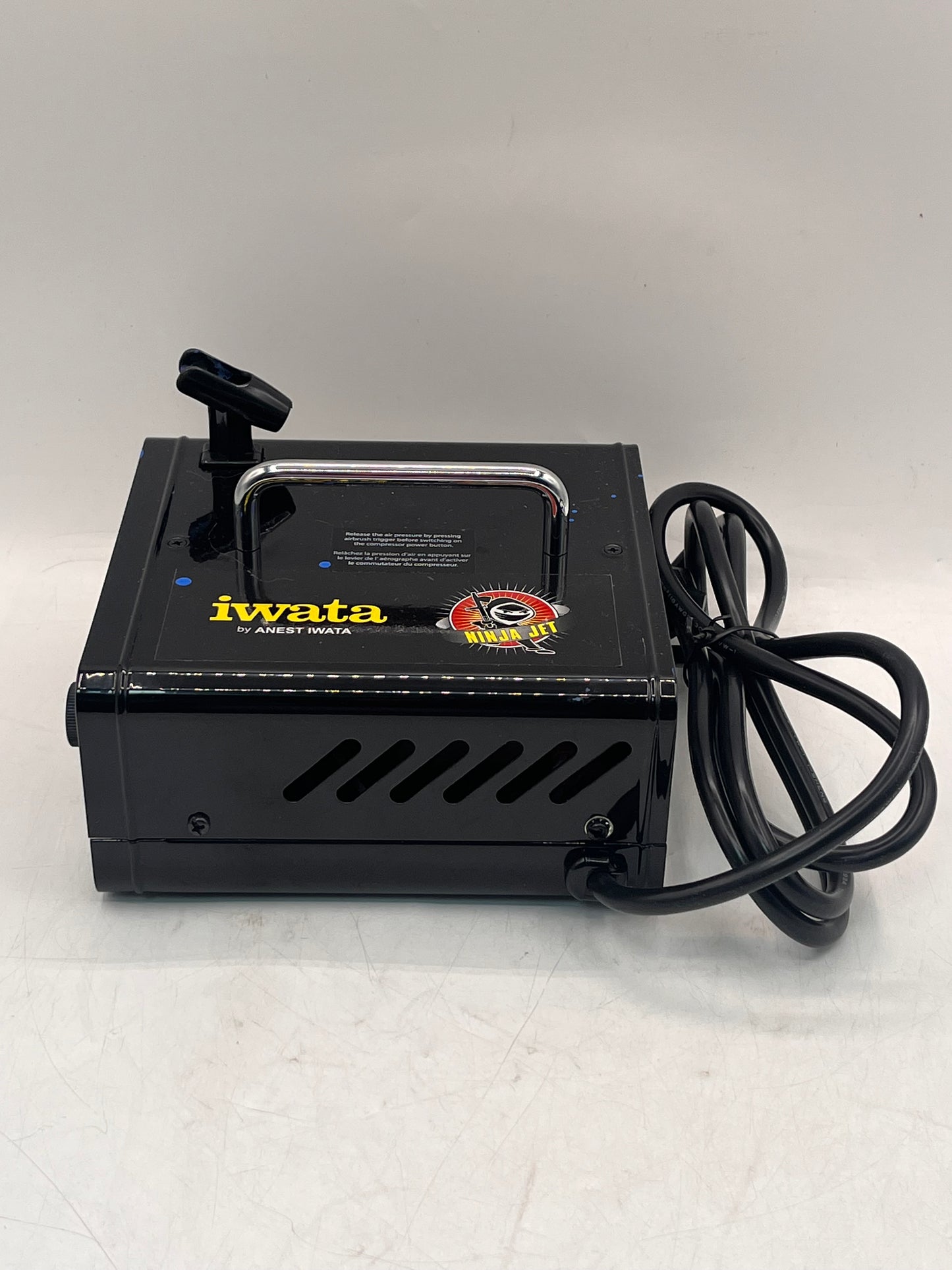 IWATA Is35m Studio Series Ninja Jet Air Compressor - Black