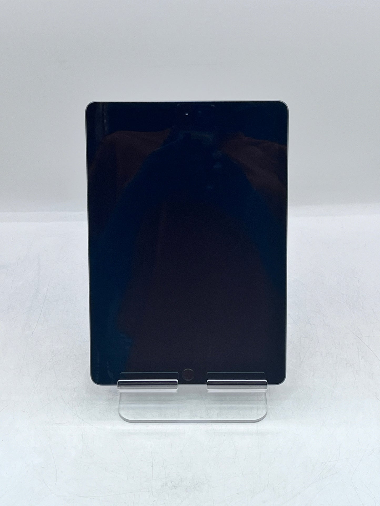 WiFi Only Apple iPad (8th Gen) 128GB - A2270 MYLD2LL/A 2020 - Space Gray READ