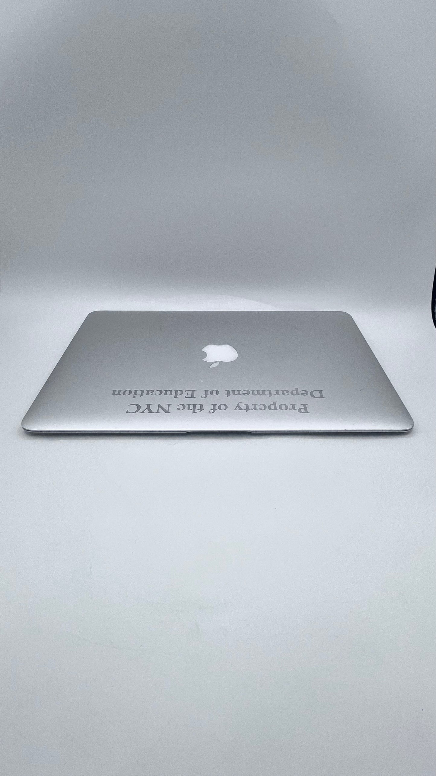 Apple Macbook Air 13" A1466 2017 Core i5 256GB Laptop Silver READ