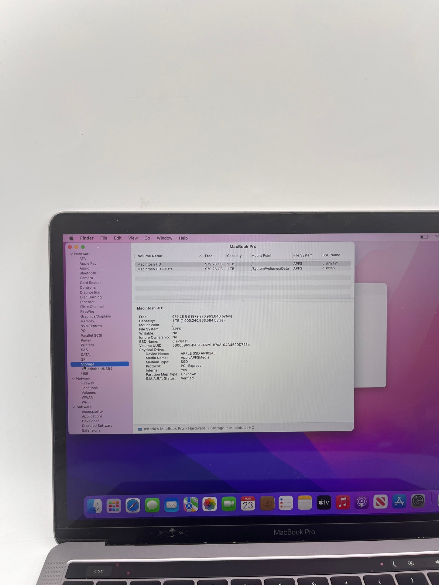 Apple MacBook Pro 13" A1706 MPXV2LL/A 16GB 1TB 2017 - Space Gray READ