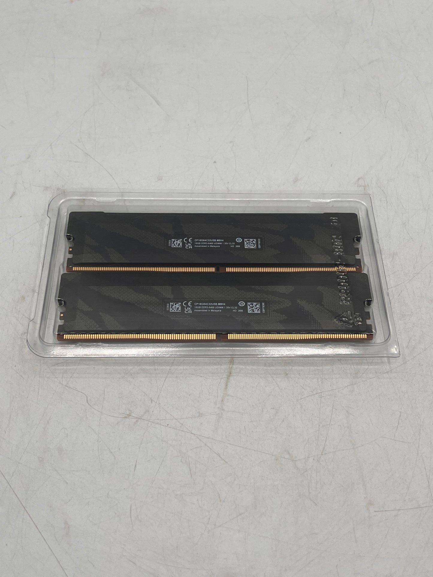 Crucial Pro DDR5 RAM 32GB Kit (2x16GB) 6400MHz - Black