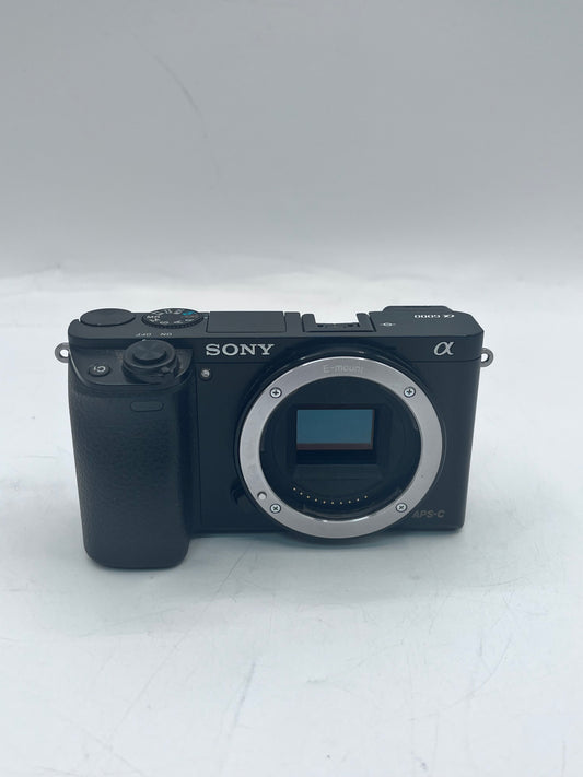 Sony A6000 24.3MP Mirrorless Digital Camera Body Only READ DESCRIPTION