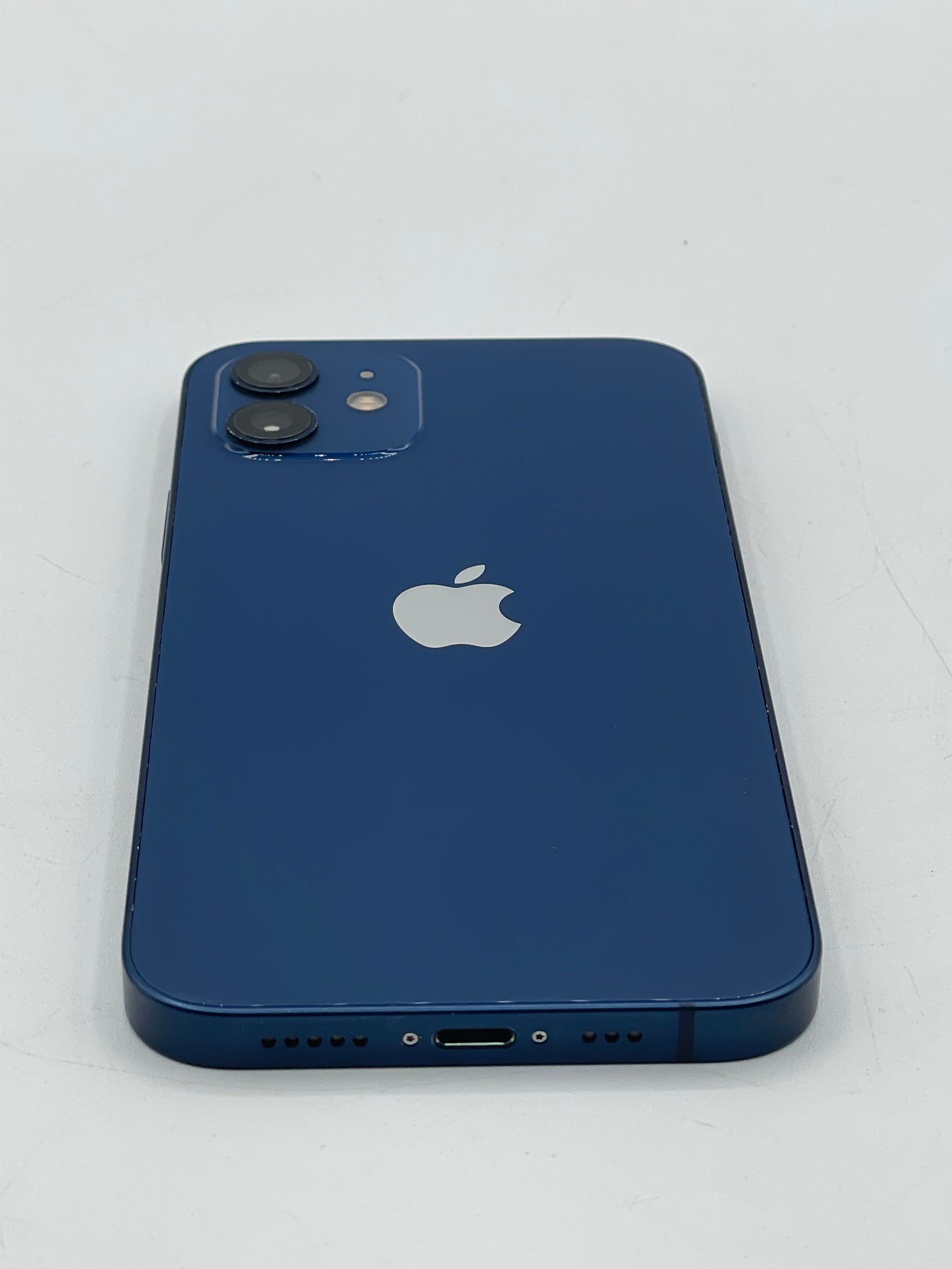 Unlocked Apple iPhone 12 6.1" 64GB Blue A2172 MGH93LL/A Battery 80%