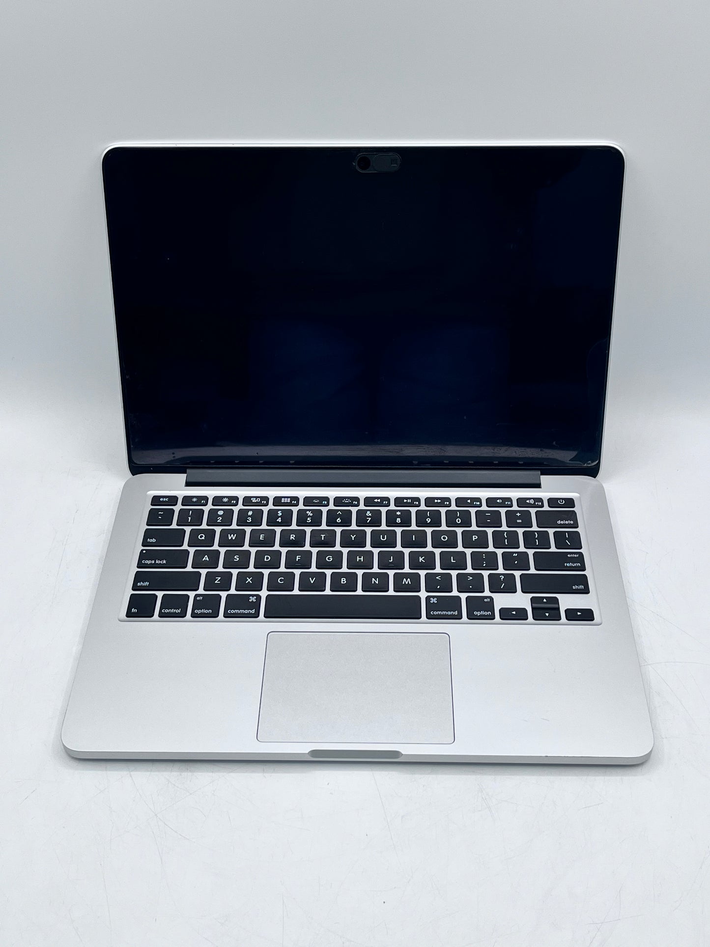 Apple MacBook Pro 13" A1502 (2015) - Core i5, 8GB RAM, 128GB SSD, Silver