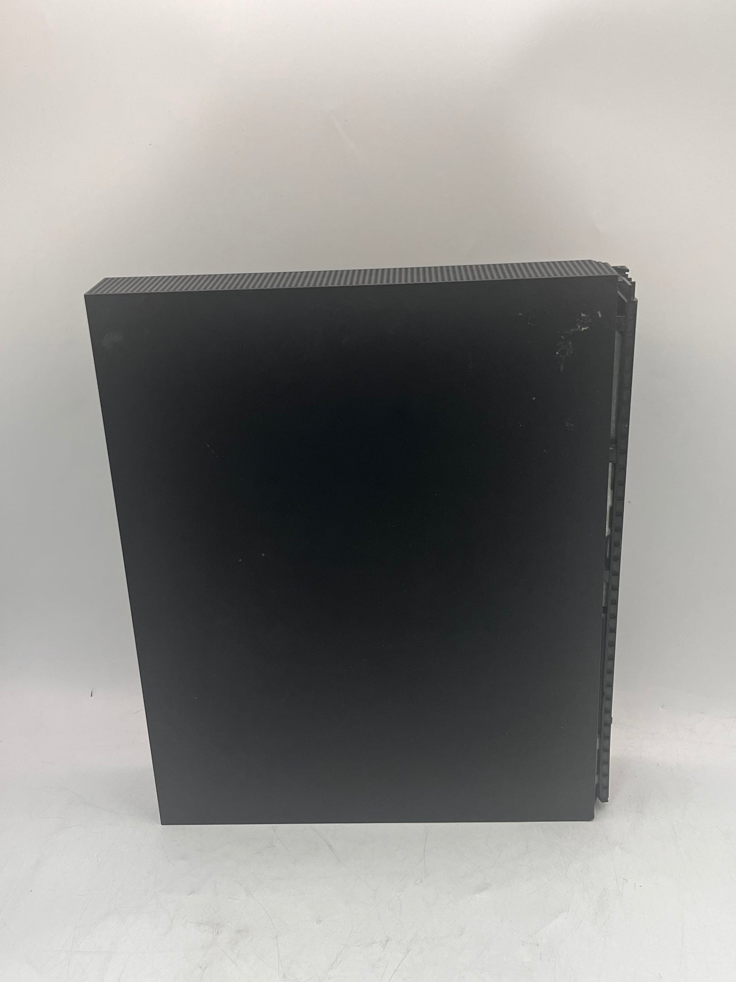 Microsoft Xbox One X (1681) 2016 Video Game Console Black 1TB  Broken READ