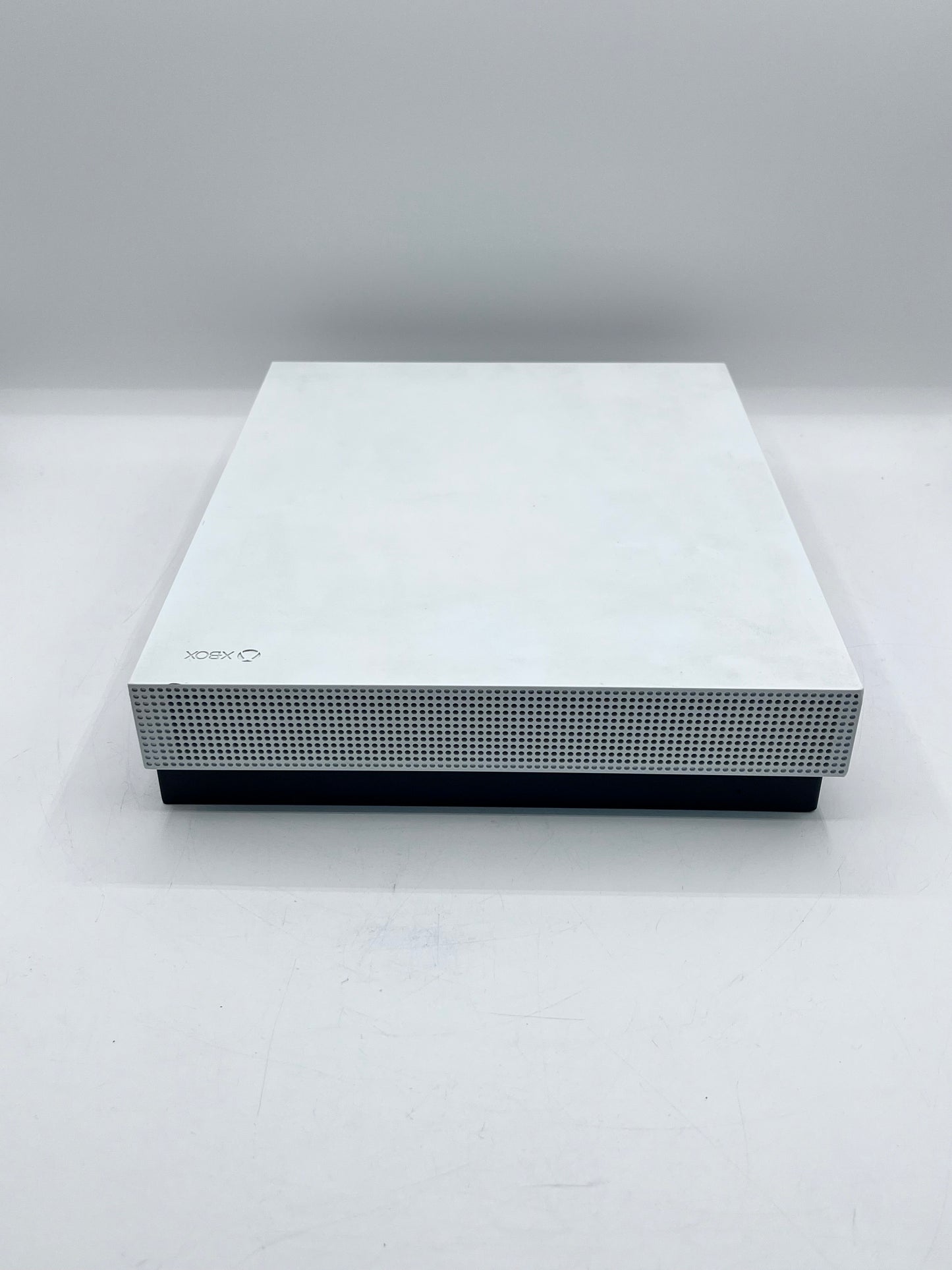 Microsoft Xbox One X 2017 - 1TB - Fully Functional - White - Used A
