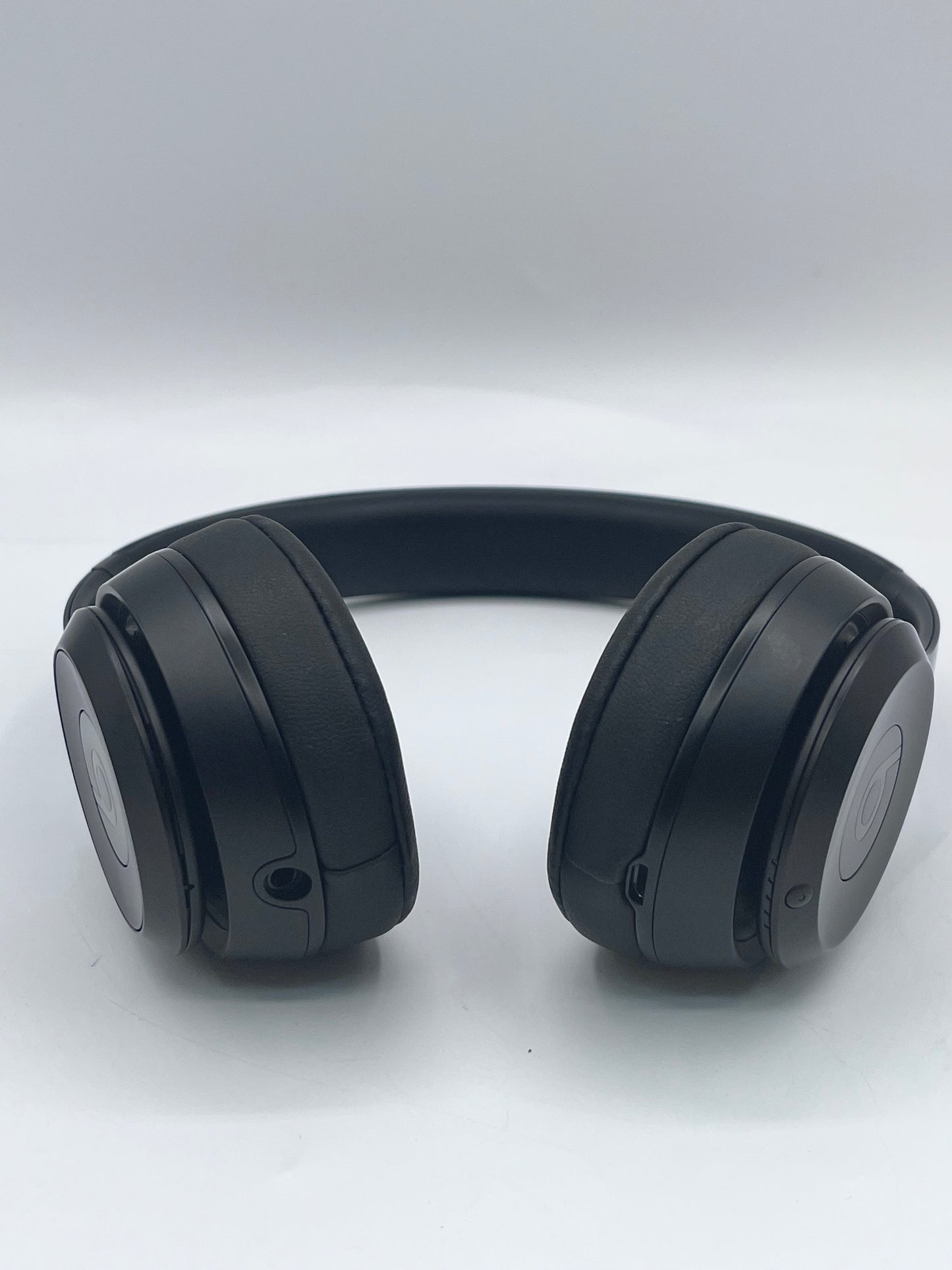 Beats by Dr. Dre Beats Solo 3 Wireless Bluetooth Headphones Matte Black