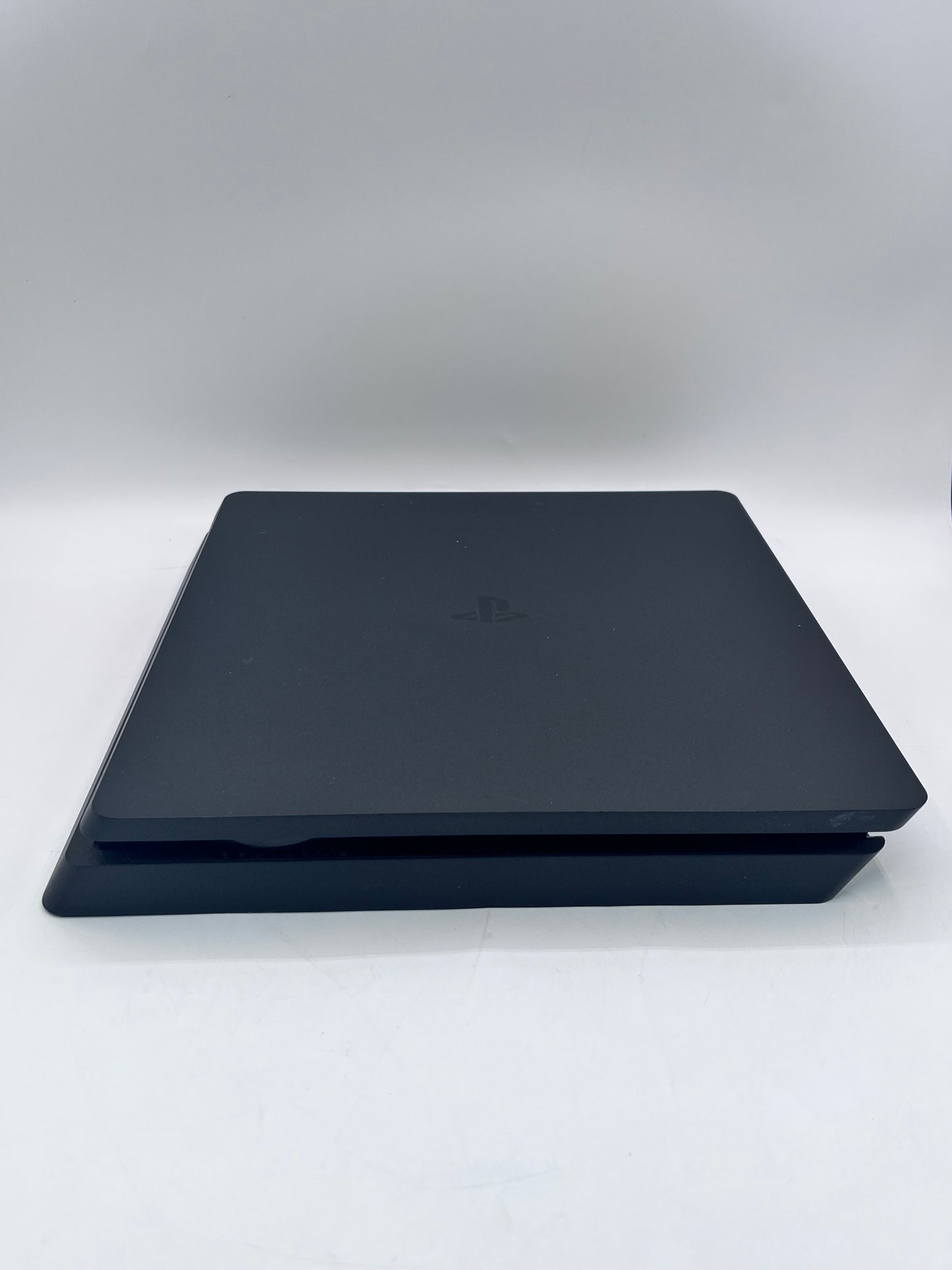 Sony PlayStation 4 PS4 Slim 1 TB CUH-2115B - Black READ
