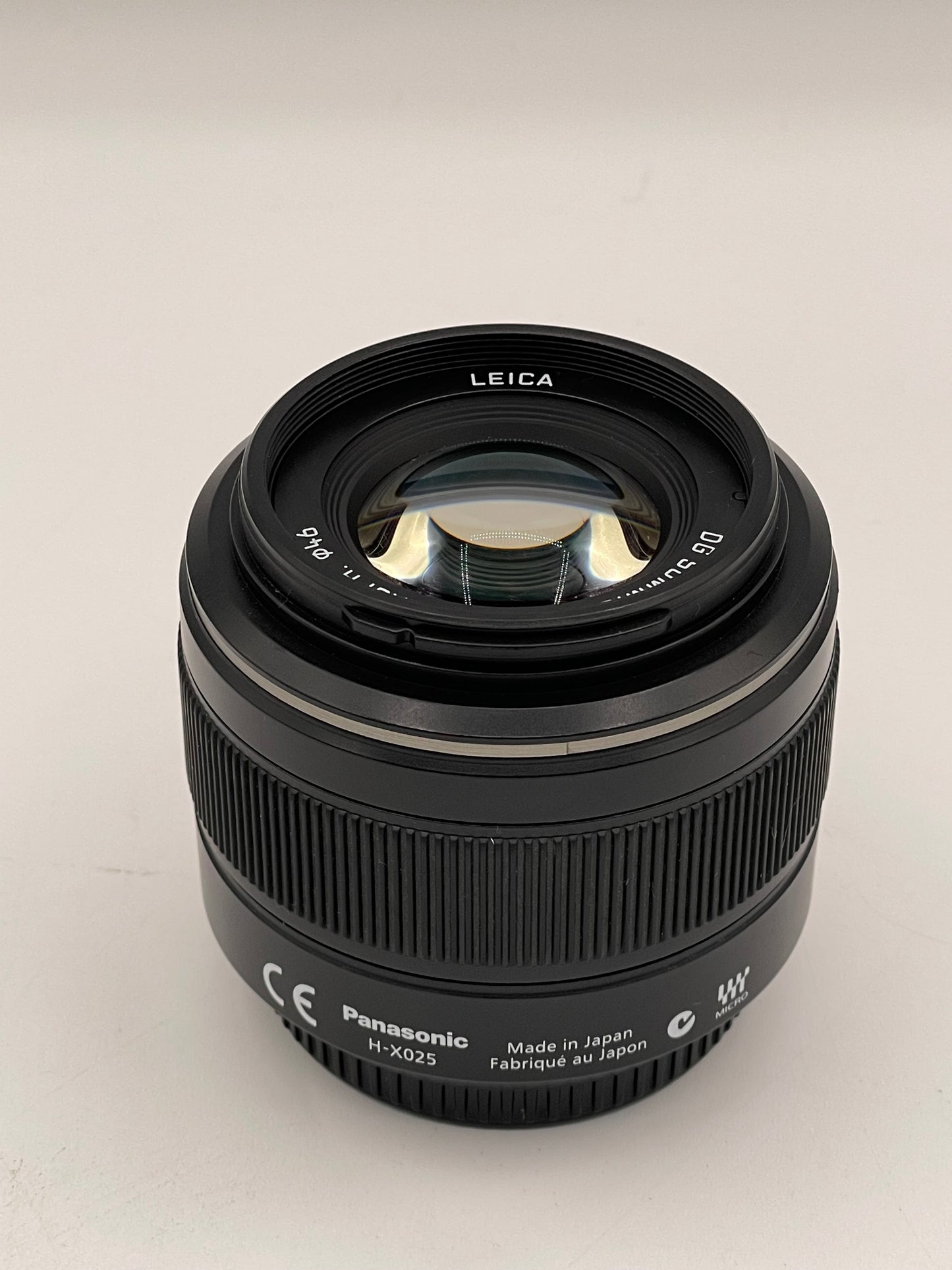 PANASONIC LEICA DG SUMMILUX 25mm/F1.4 ASPH. H-X025 - Excellent w/ Hood&Caps