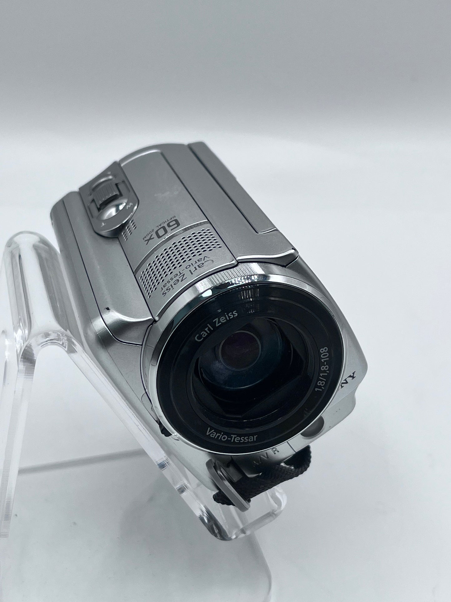 Sony DCR-SR68 Camcorder Silver