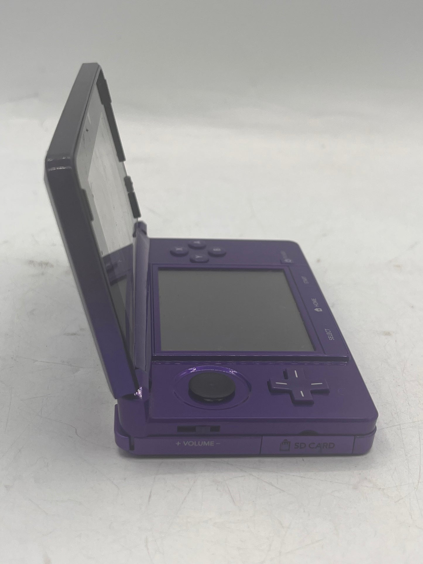Nintendo 3DS CTR-001 Handheld Game Console 2011 Purple