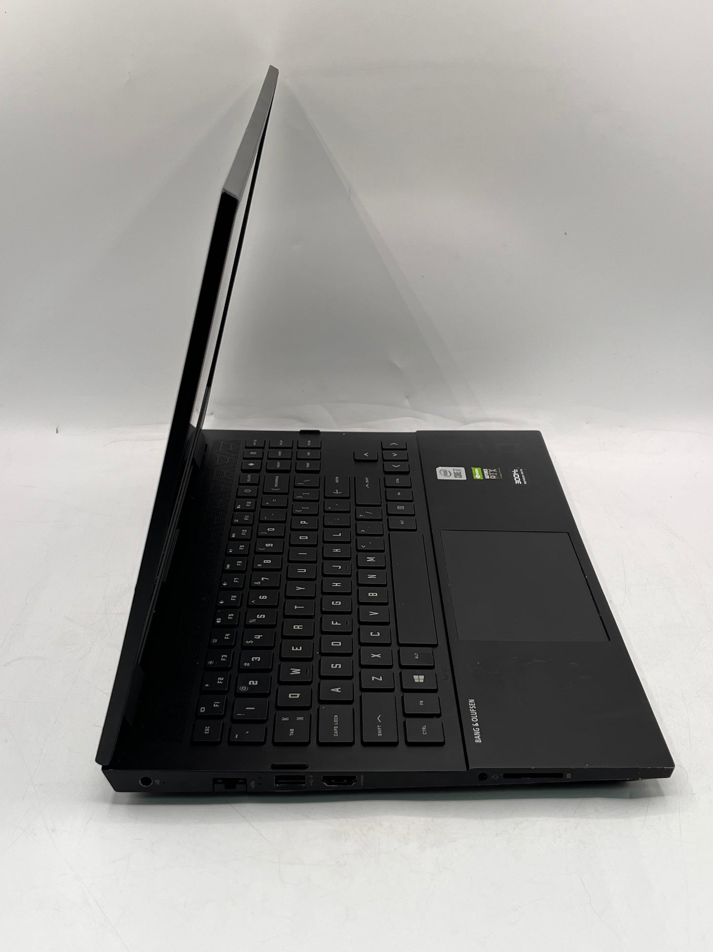 HP OMEN 15-EK1013X 15.6" Core i7 10th Gen Gaming Laptop 16GB 512GB RTX 3070 Broken