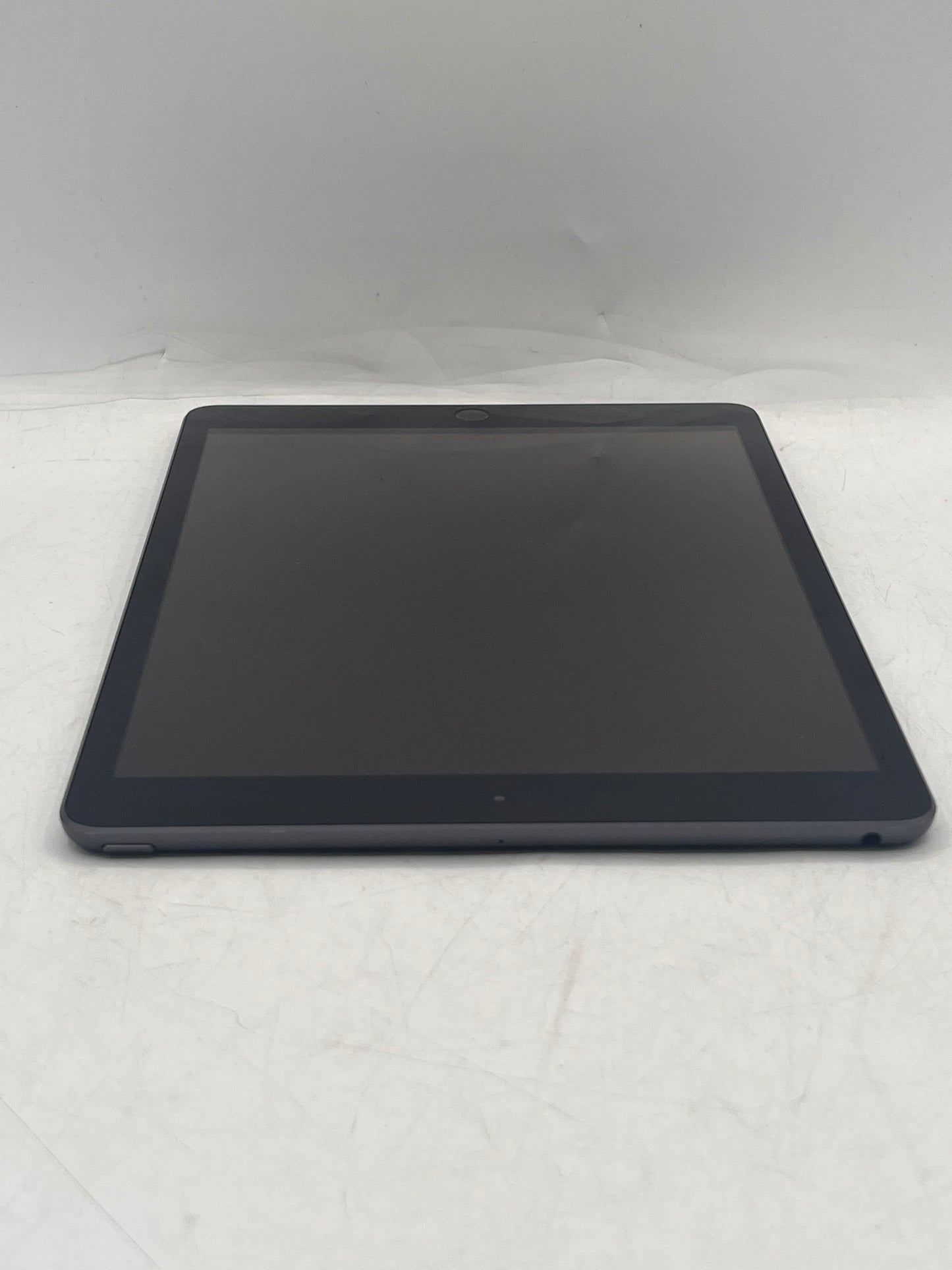 Wi‑Fi Only Apple iPad 7th Gen A2197 MW742LL/A 32GB  Space Gray Tablet