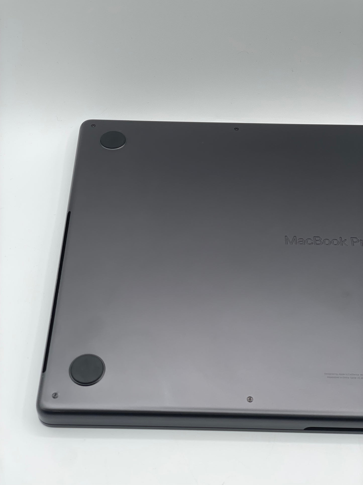 2023 Apple MacBook Pro 16" 12C M3 Pro 18C GPU 18GB 512GB A2991 REMOTELY MANAGED