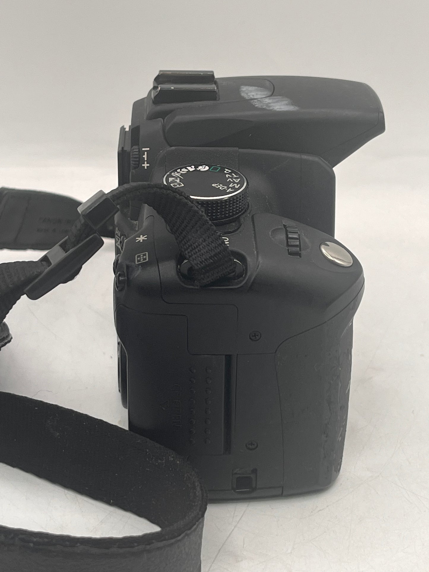 Canon EOS Digital Rebel XT Digital Camera - Broken