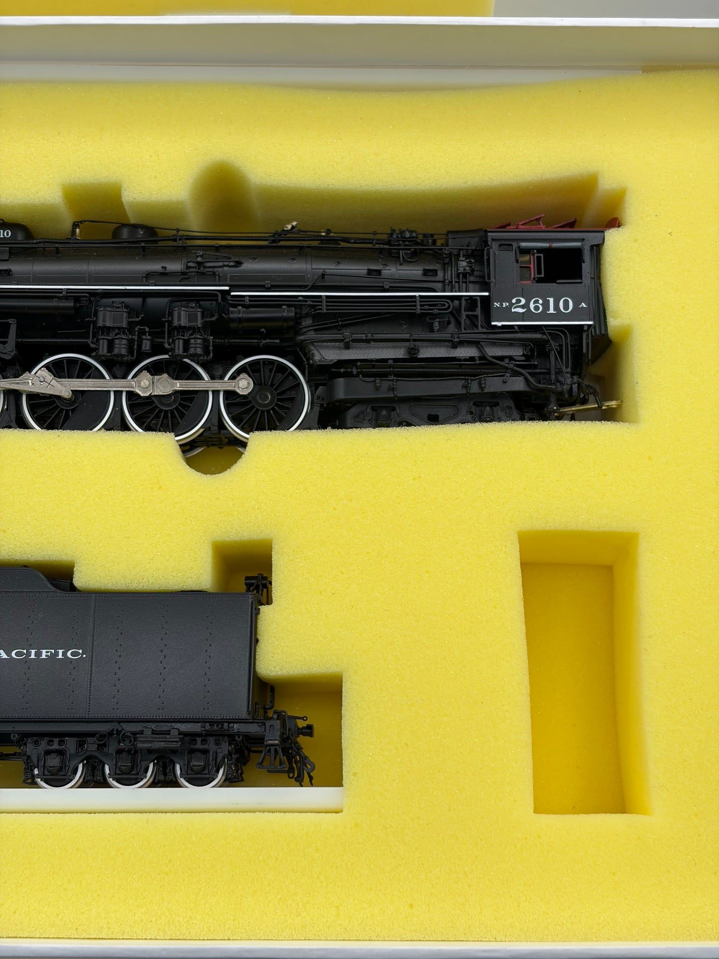 W&R Enterprises Northern Pacific Class A 4-8-4 Version 2 Oil Locomotive & Tender