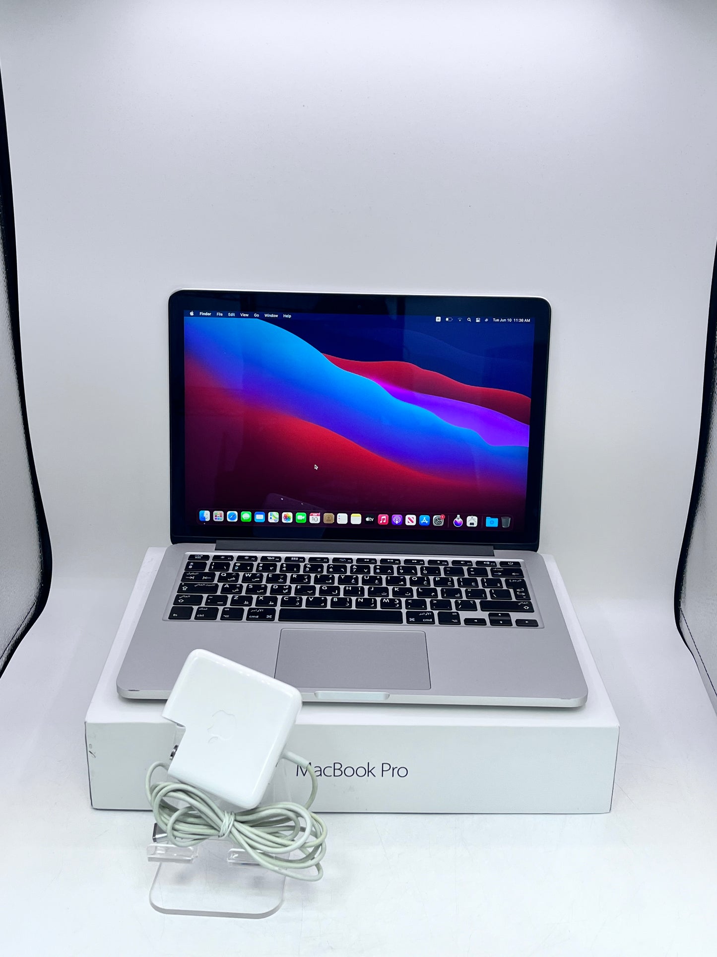 Apple MacBook Pro A1502 MF839AB/A 13" 8GB RAM 128GB (2015) - Space Gray Arabic Keyboard