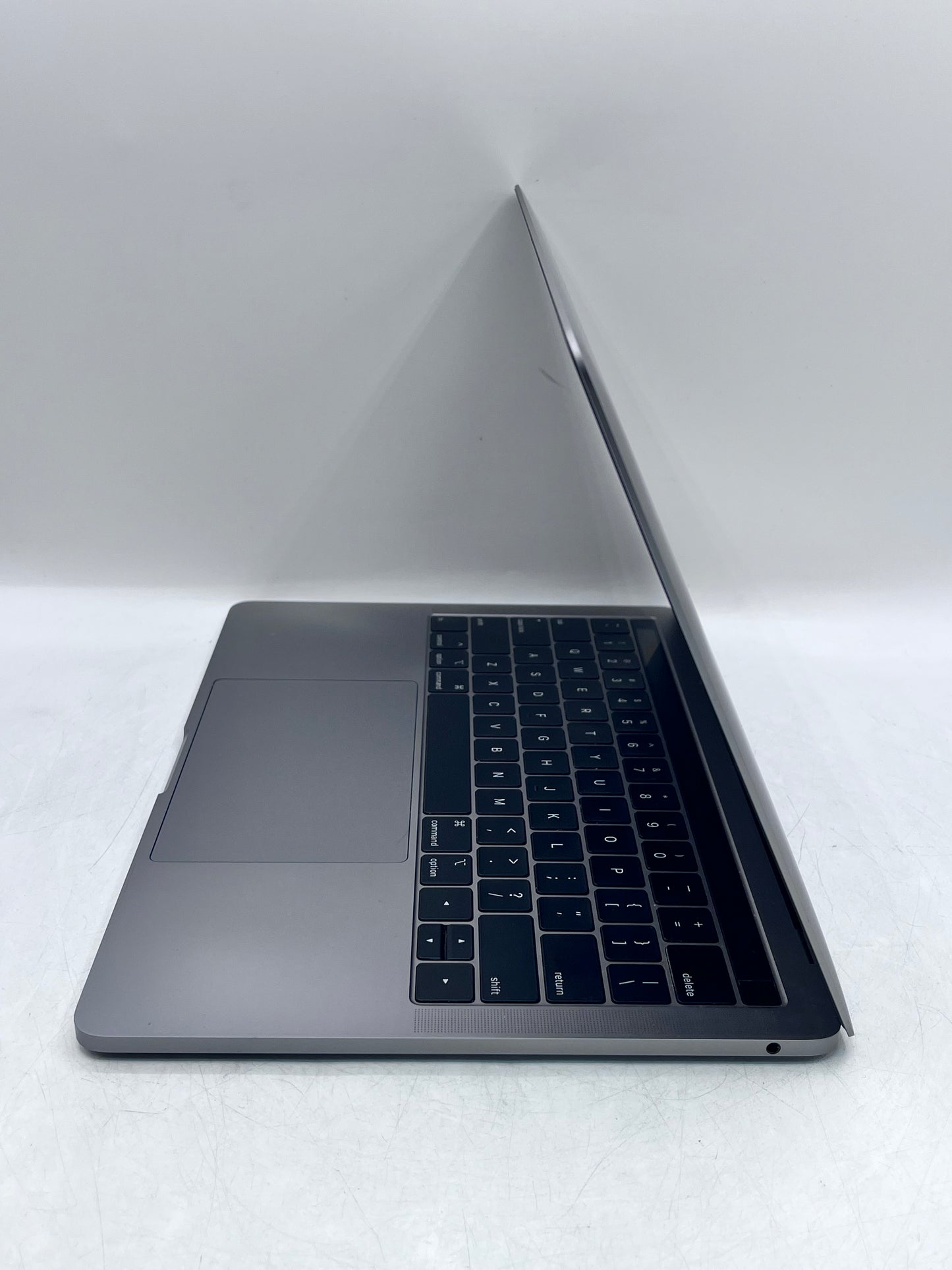 2019 Apple Macbook Pro 13" i5 8GB RAM 128GB SSD A2159 MUHN2LL/A Remotely Managed