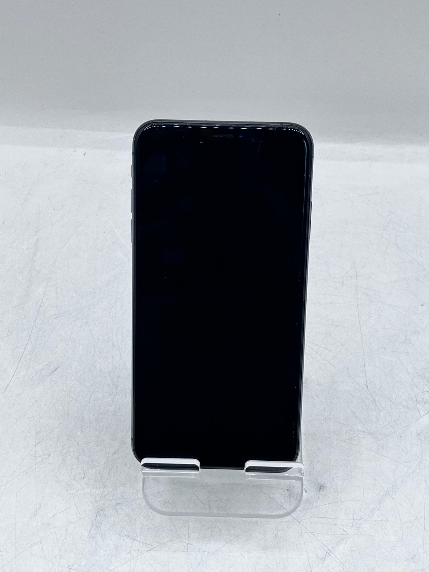 Unlocked Apple iPhone XS Max 64GB Space Gray A1921 MT6F2LL/A