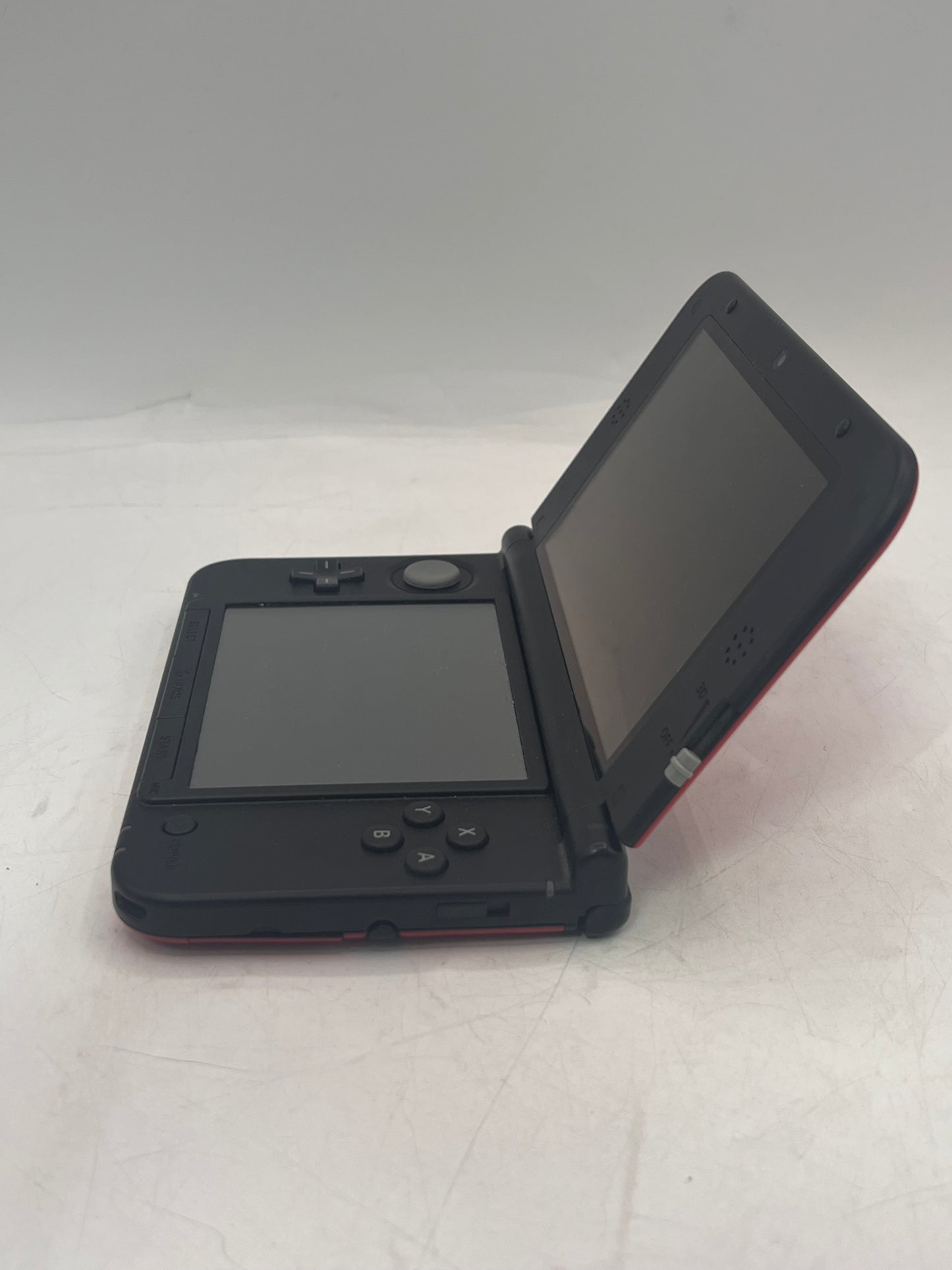 Nintendo 3DS XL (SPR-003) 2012 Red Video Game System