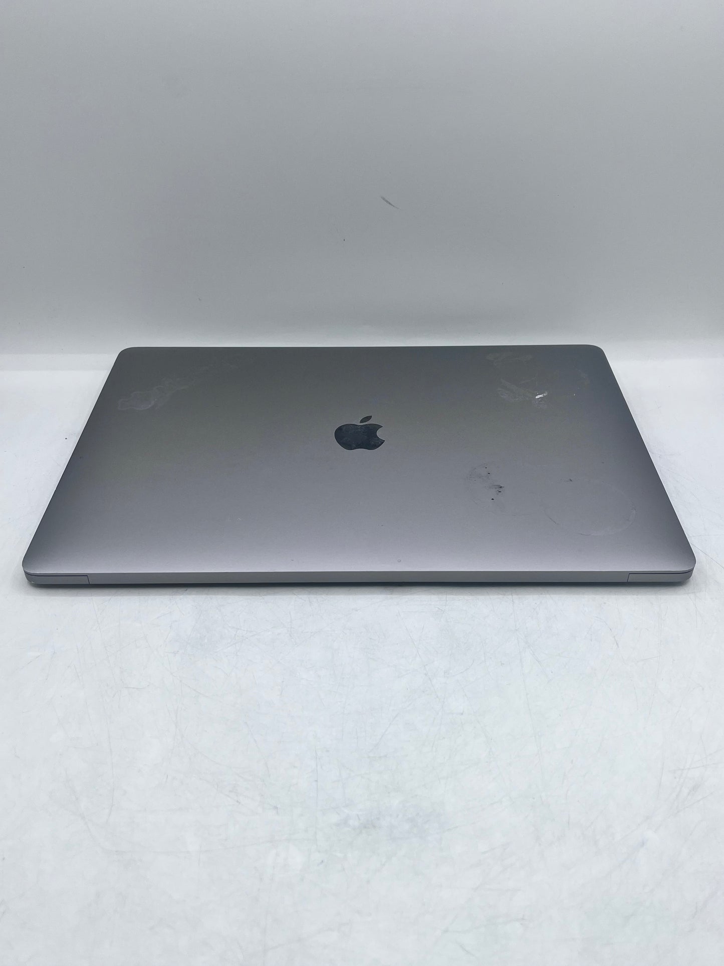 Apple MacBook Pro 15" A1707 (2017) - i7 16GB RAM 256GB SSD Space Gray Bloated Battery