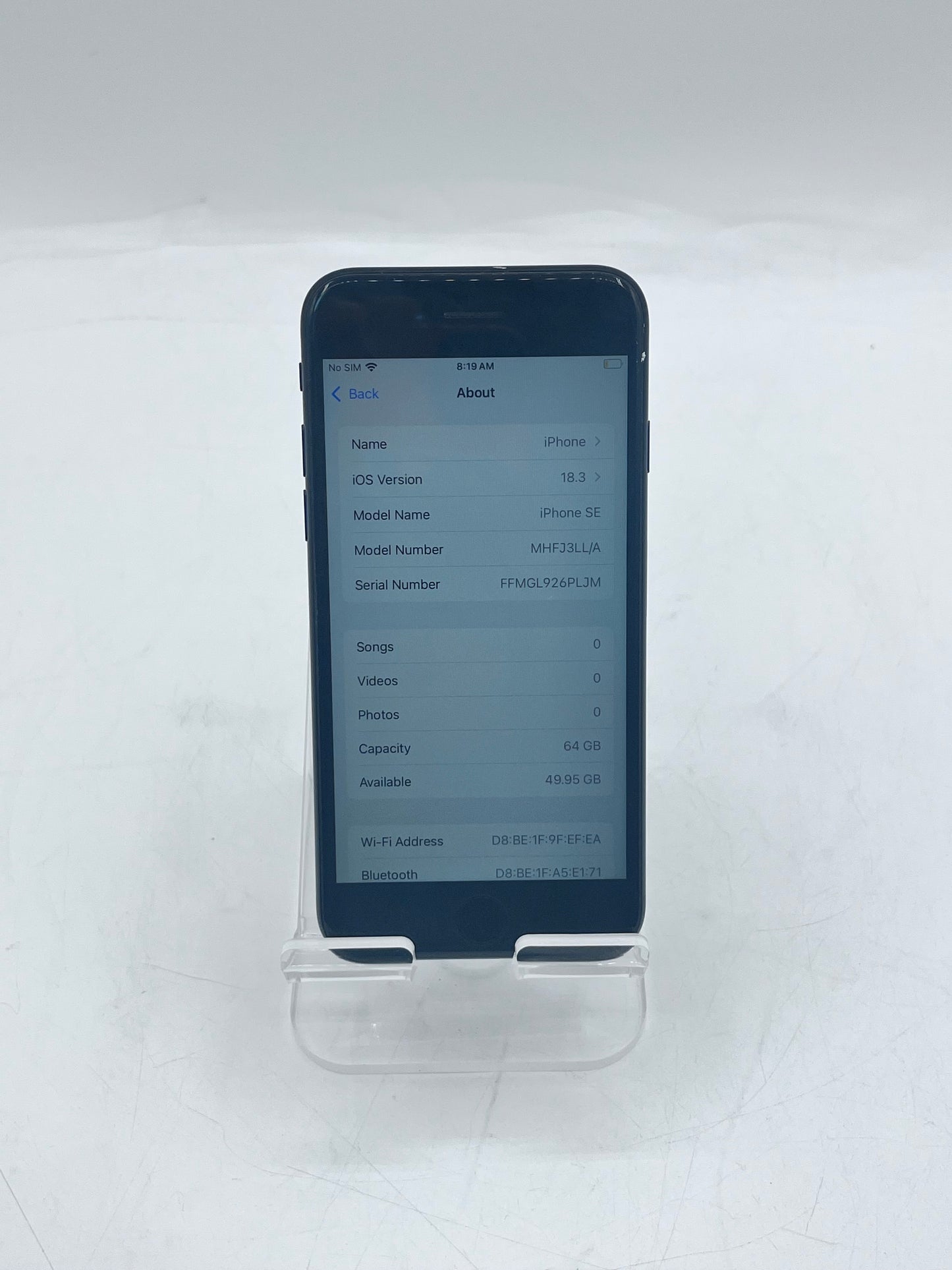 Unlocked Apple iPhone SE MHFJ3LL/A A2275 64GB Black
