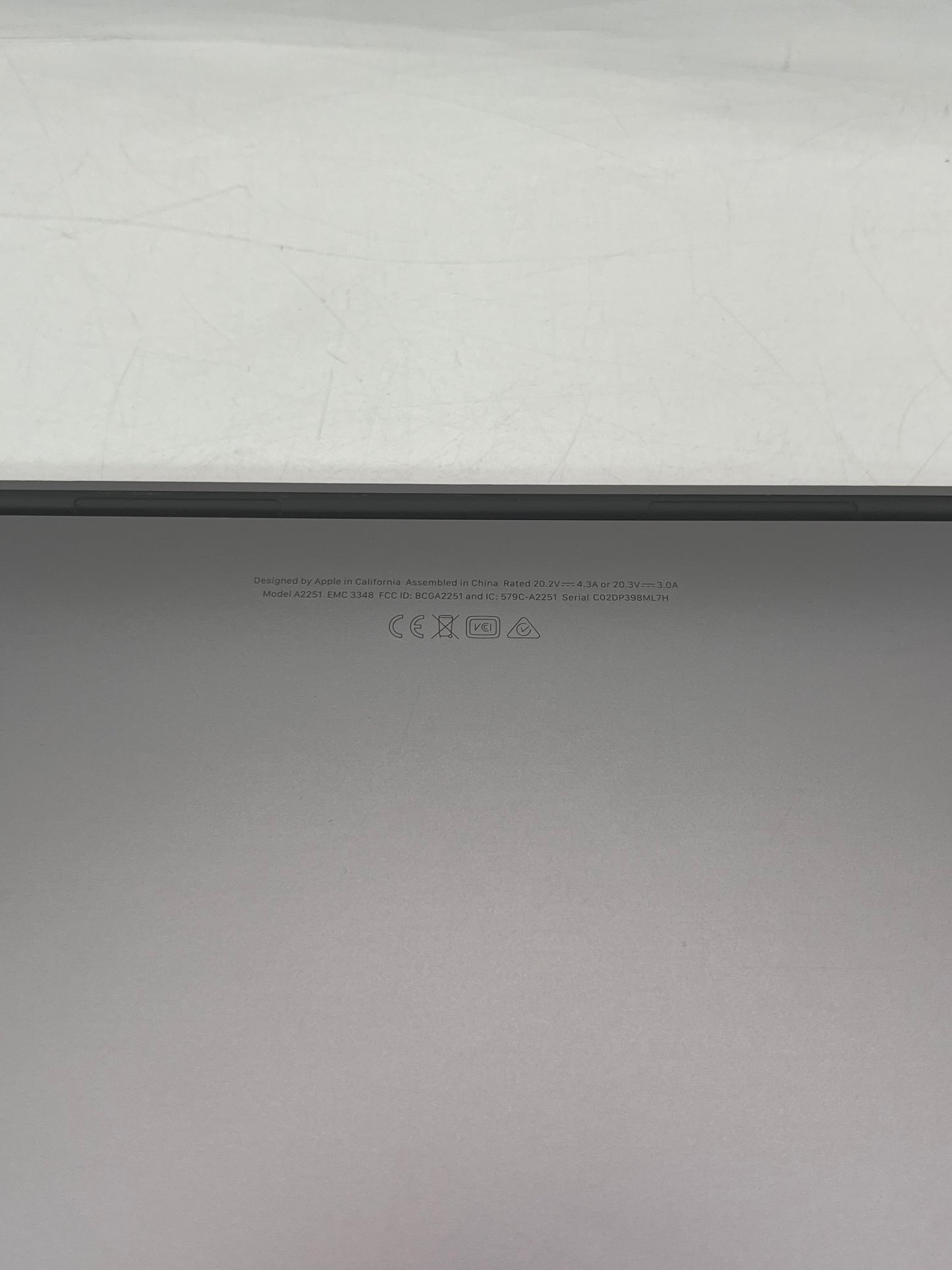 Apple MacBook Pro 13-inch A2251 2020  Core i5 16GB RAM 512GB Space Gray