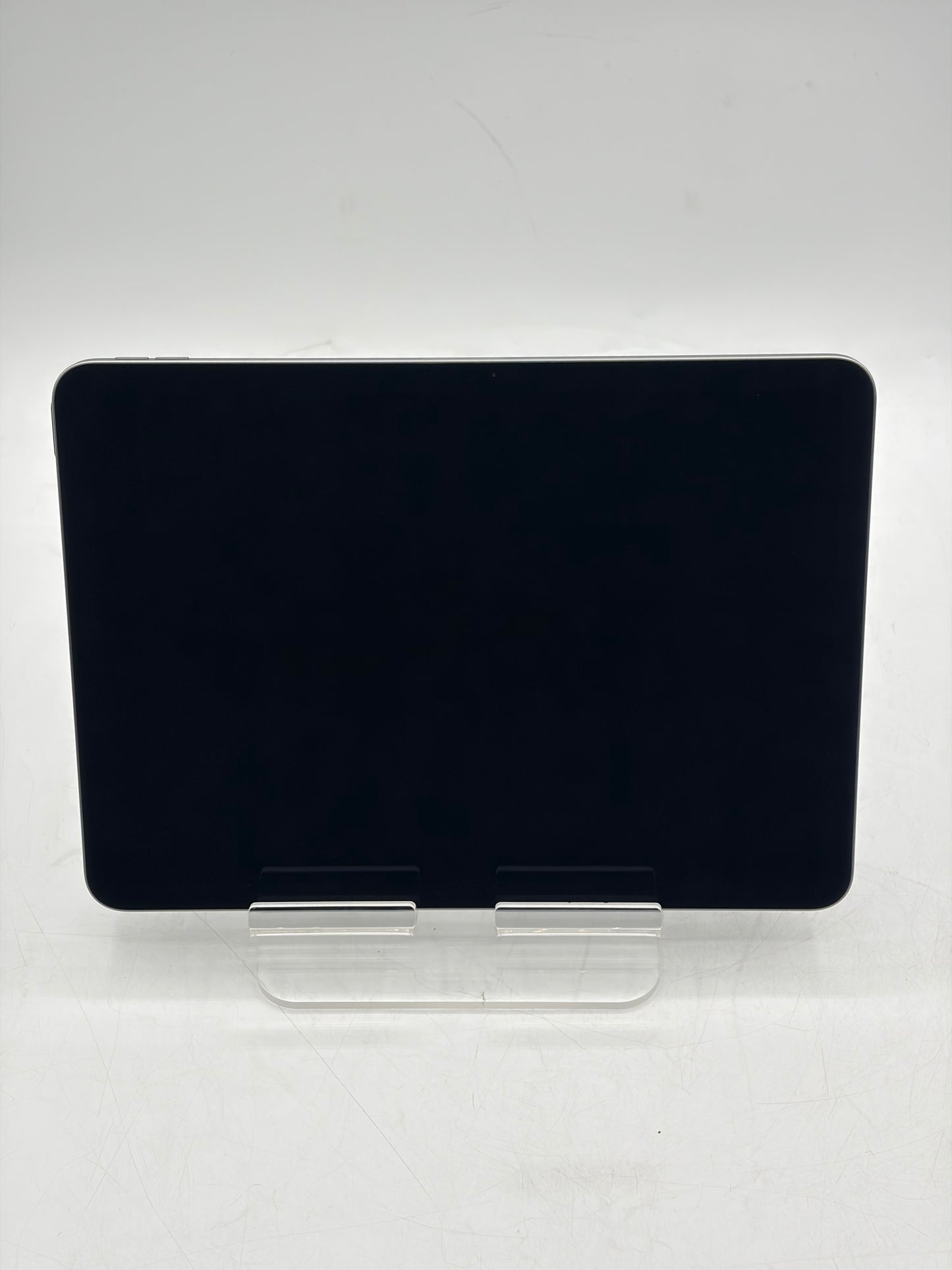 Apple iPad Air 11" 6th Gen 256GB A2902 MUWG3LL/A - Space Gray 97% Battery Health