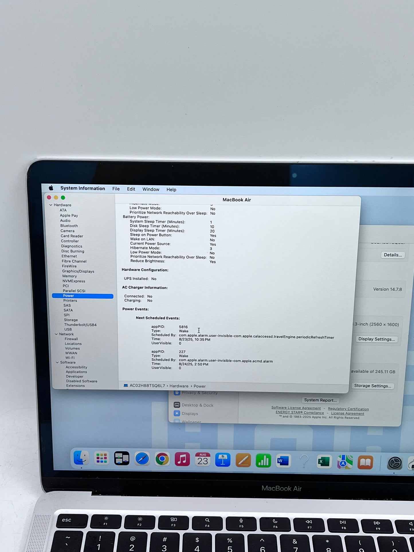 Apple MacBook Air 2020 13.3" M1 8GB 256GB A2337 MGN93LL/A Silver - READ