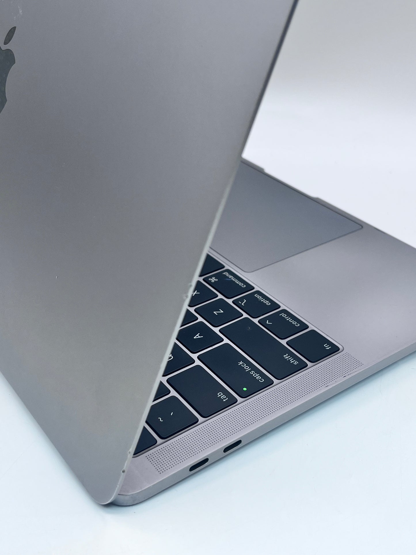 Apple Macbook Pro 13" A2159 2019 Core i5 8GB 128GB Space Gray READ