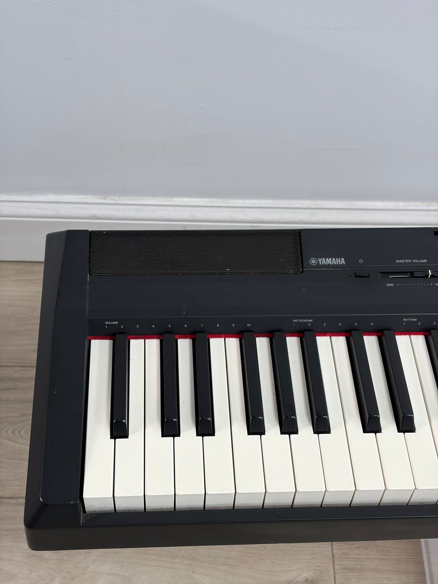 Yamaha P-105 88-Key Digital Piano w/ Power Supply Tested Free Shipping