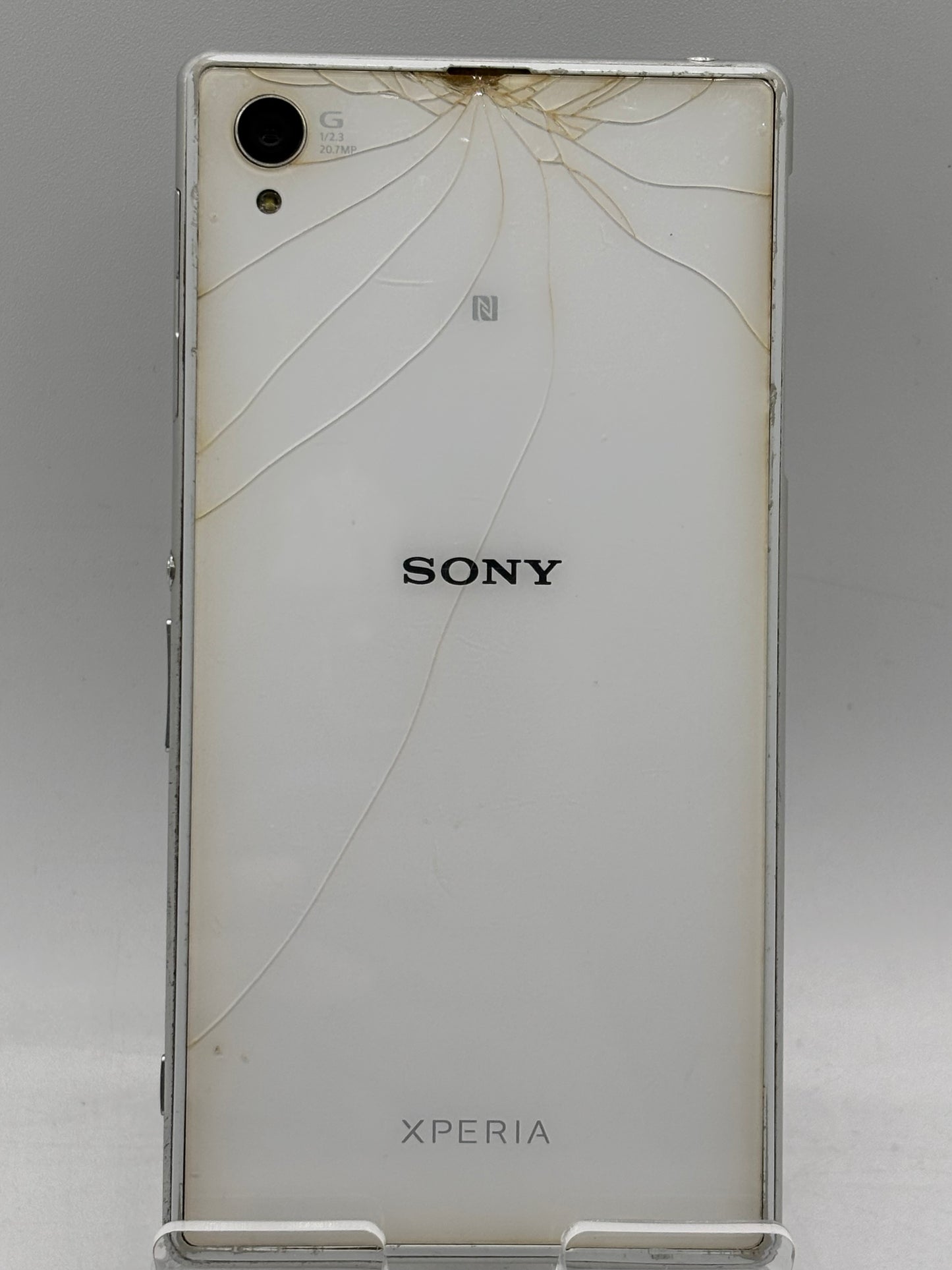 UNLOCKED SONY Xperia Z1 64GB, White; FOR PARTS (FREE SHIPPING)