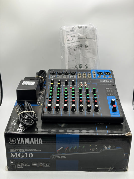 Yamaha MG10XU 10-Input Stereo Mixer with Effects - Black