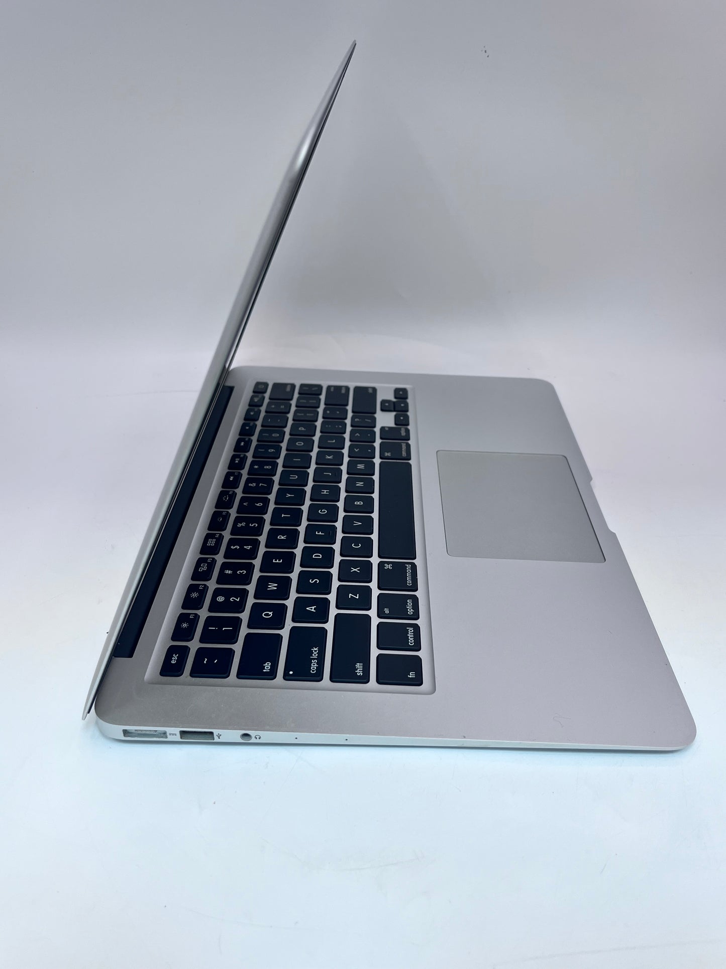Apple Macbook Air 13" A1466 2017 256GB Core i5 Silver