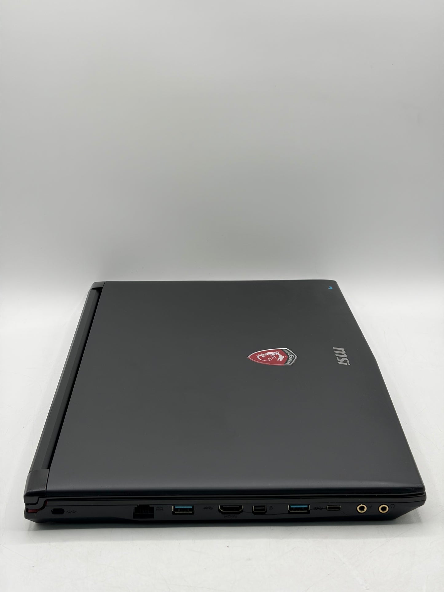 MSI MS-16J5 15.6" Laptop Core i7-6700HQ 8GB RAM 1TB GTX 1080 Black NO OS