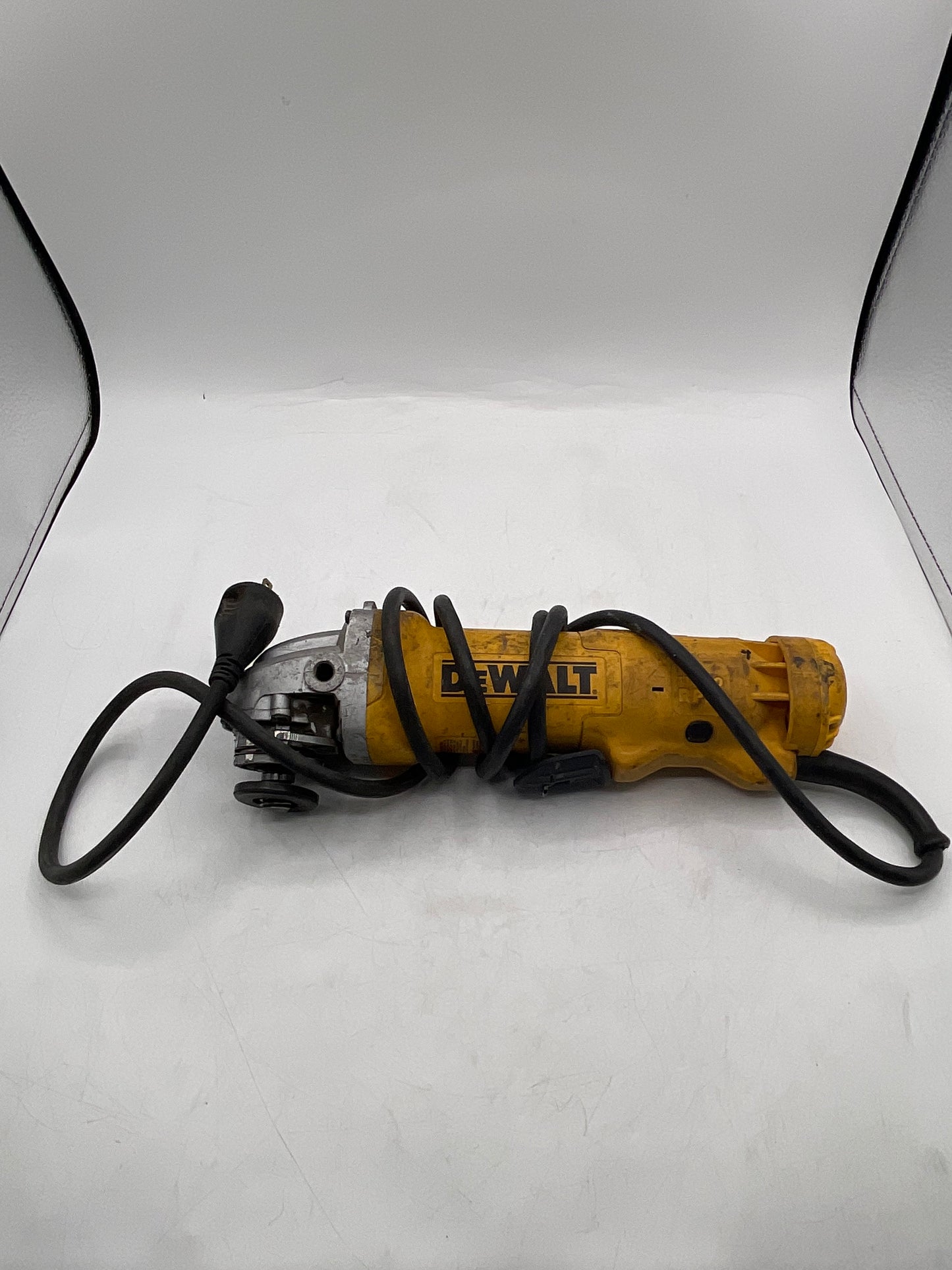 DeWalt DWE402 4 1/2" Angle Grinder