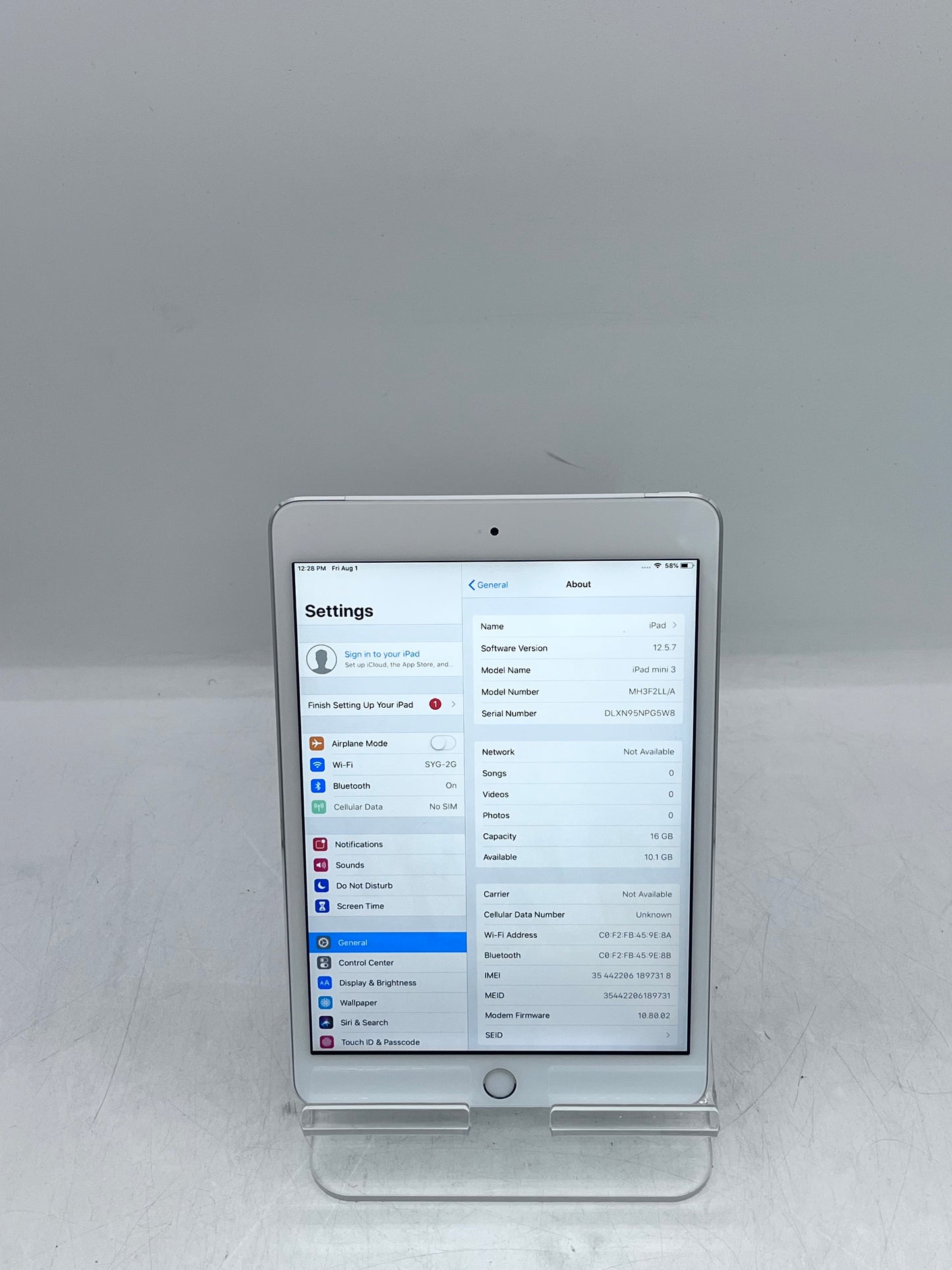 Apple iPad Mini (3rd Gen) A1600 MH3F2LL/A 64GB, Wi-Fi + 4G Unlocked - Silver