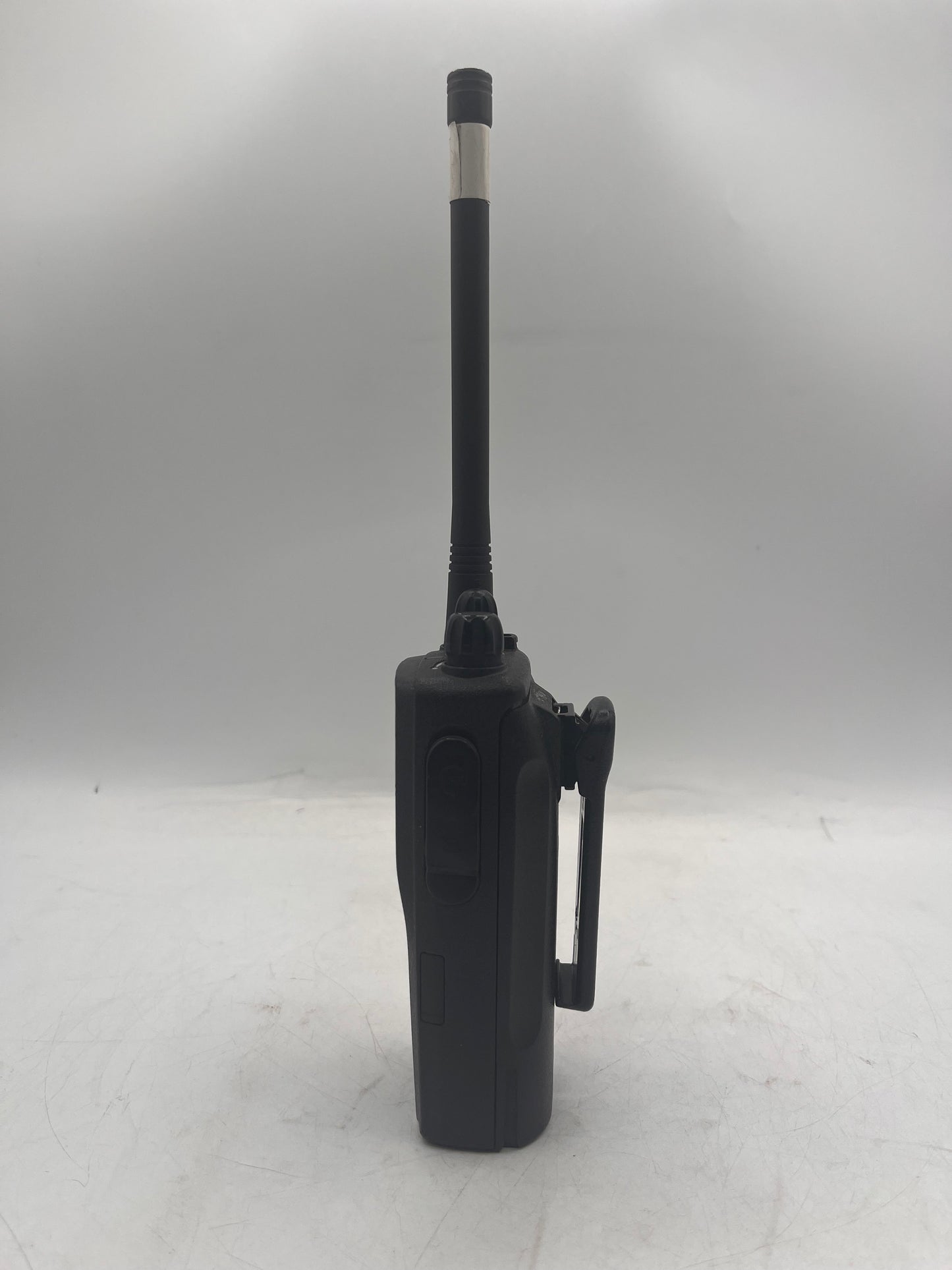 Motorola CP200D Radio Communication Device - Black