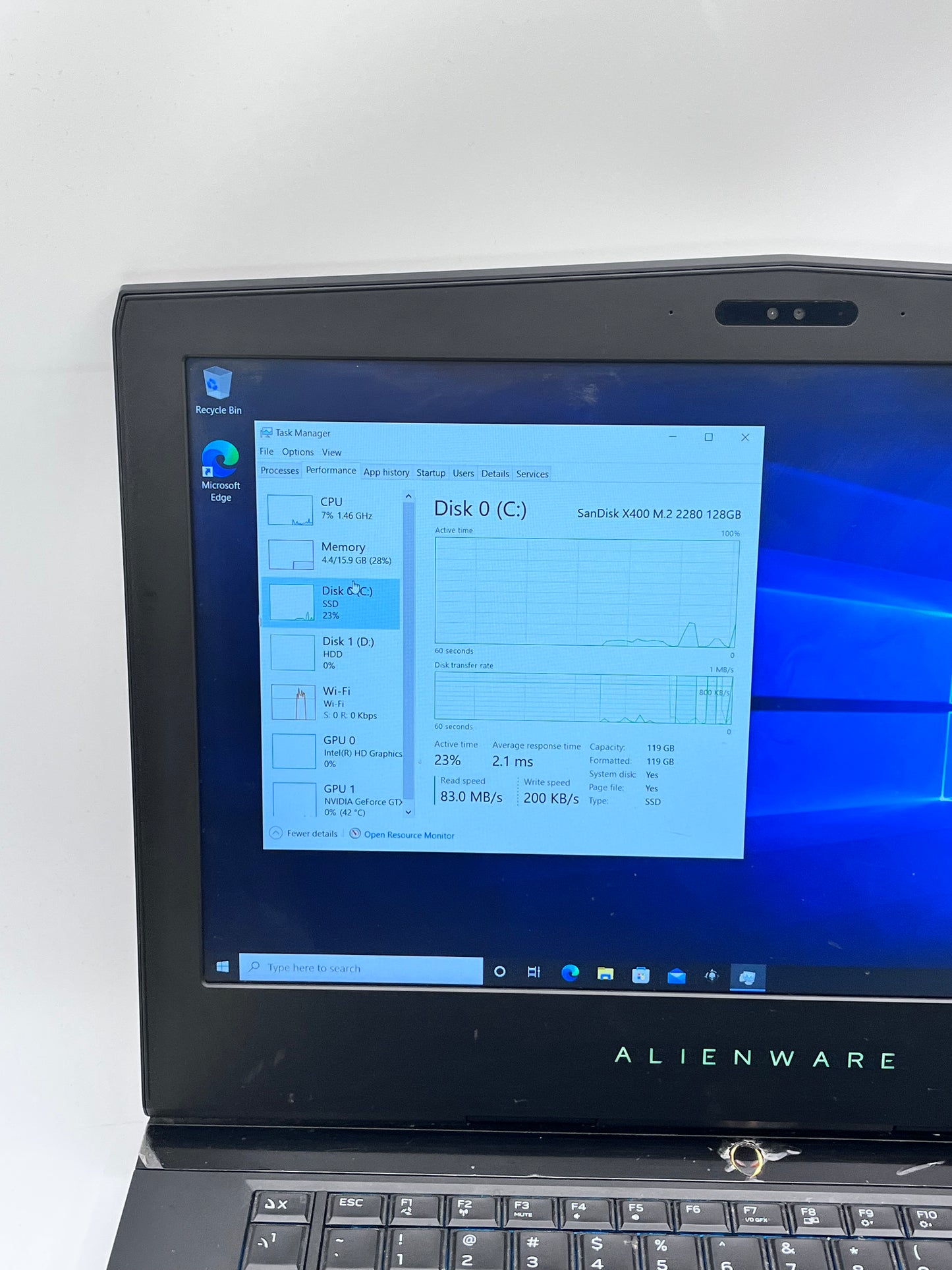 Alienware 15 R3 P69F 15.6" Core i7-7700HQ 2.80GHz 16GB 128GB  1TB HDD RTX 1070 READ