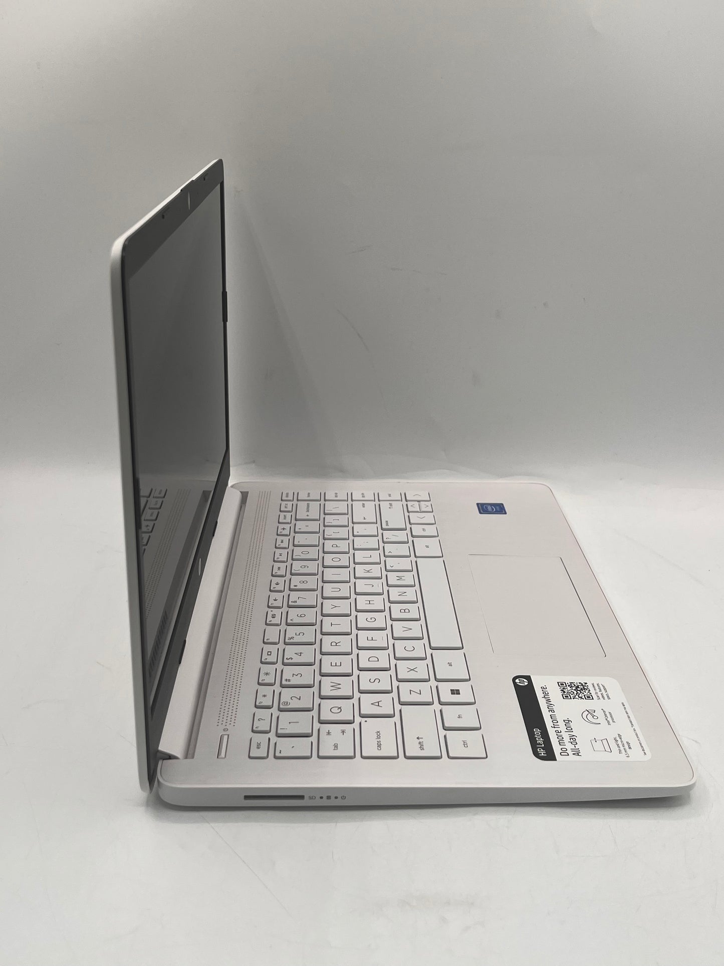 HP 14-DQ0052DX  Laptop Intel Celeron 4GB 64GB White