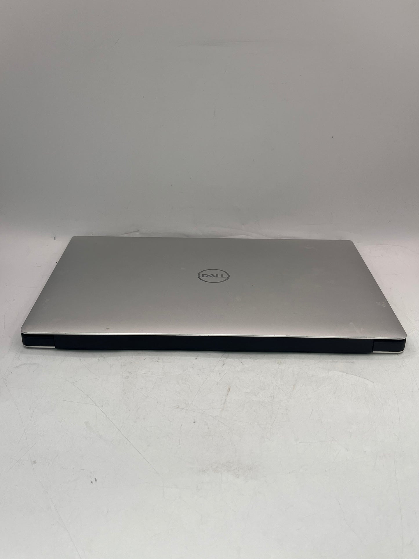 Dell Precision 5540 14-inch Core i7 Laptop 16GB 512GB Silver