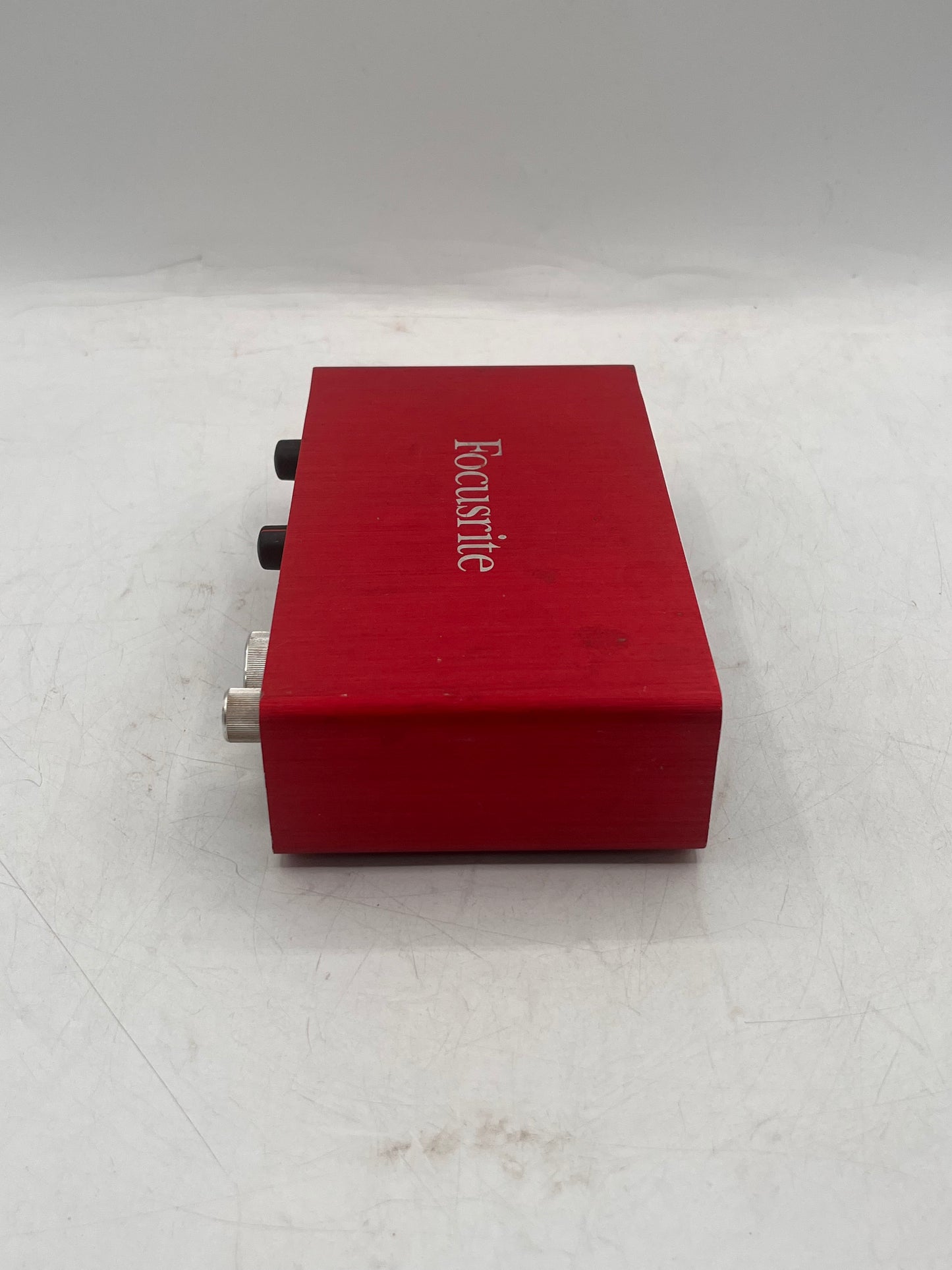 Focusrite Scarlett 2i2 2nd Gen 2-Channel USB Audio Interface - Red