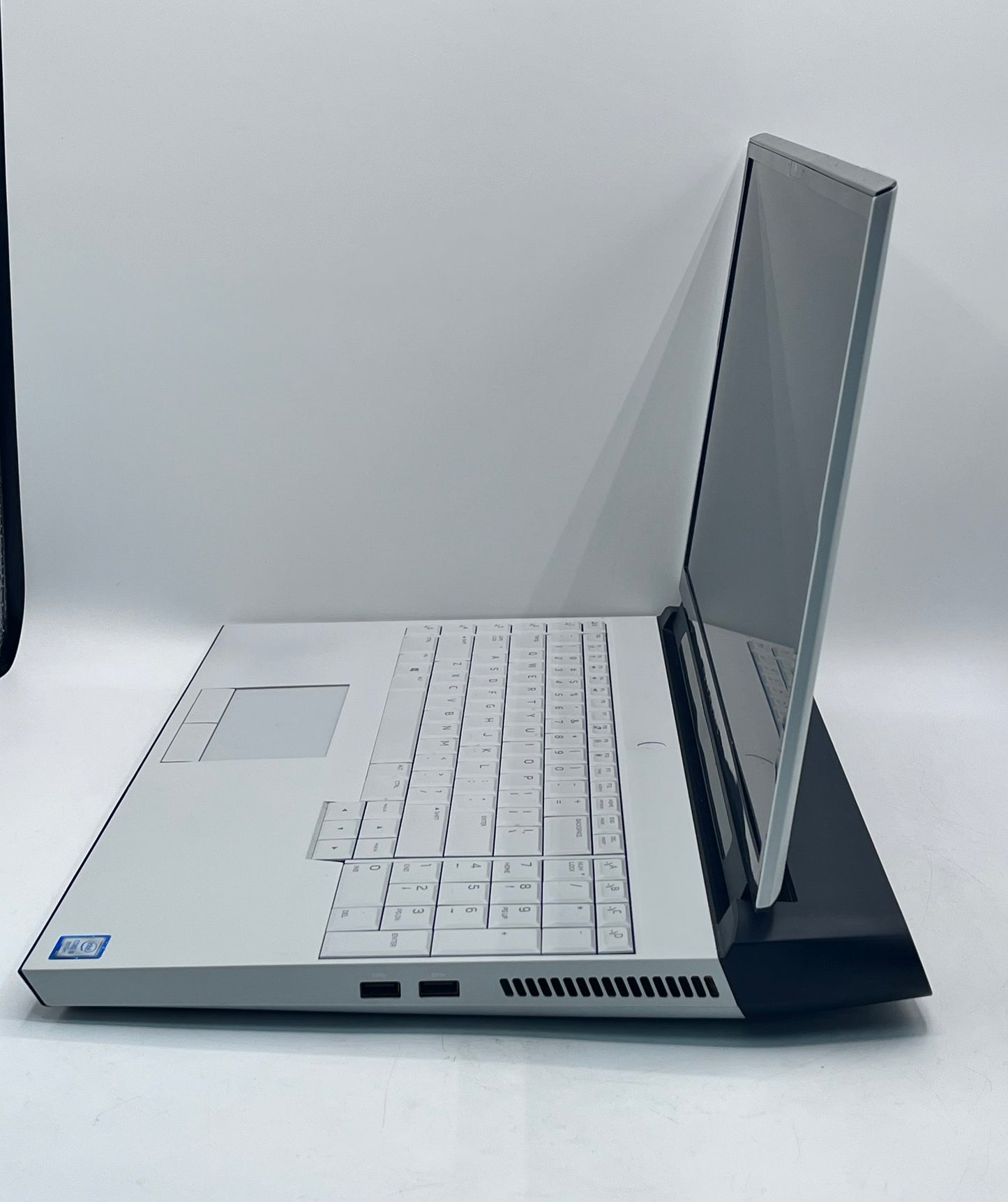 Alienware Area 51M Laptop, i9-9900K, 64GB RAM, RTX 2070, 2TB SSD with 2 chargers